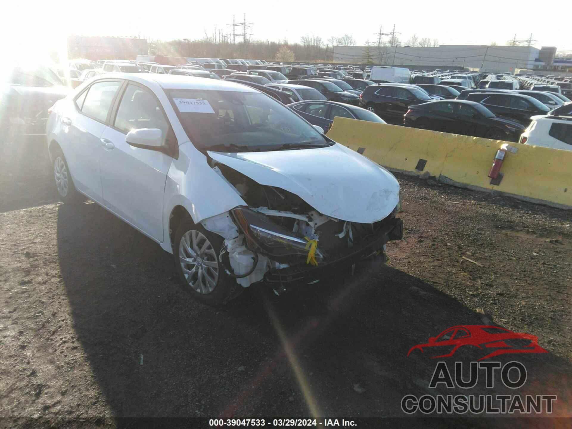 TOYOTA COROLLA 2019 - 2T1BURHE2KC241536