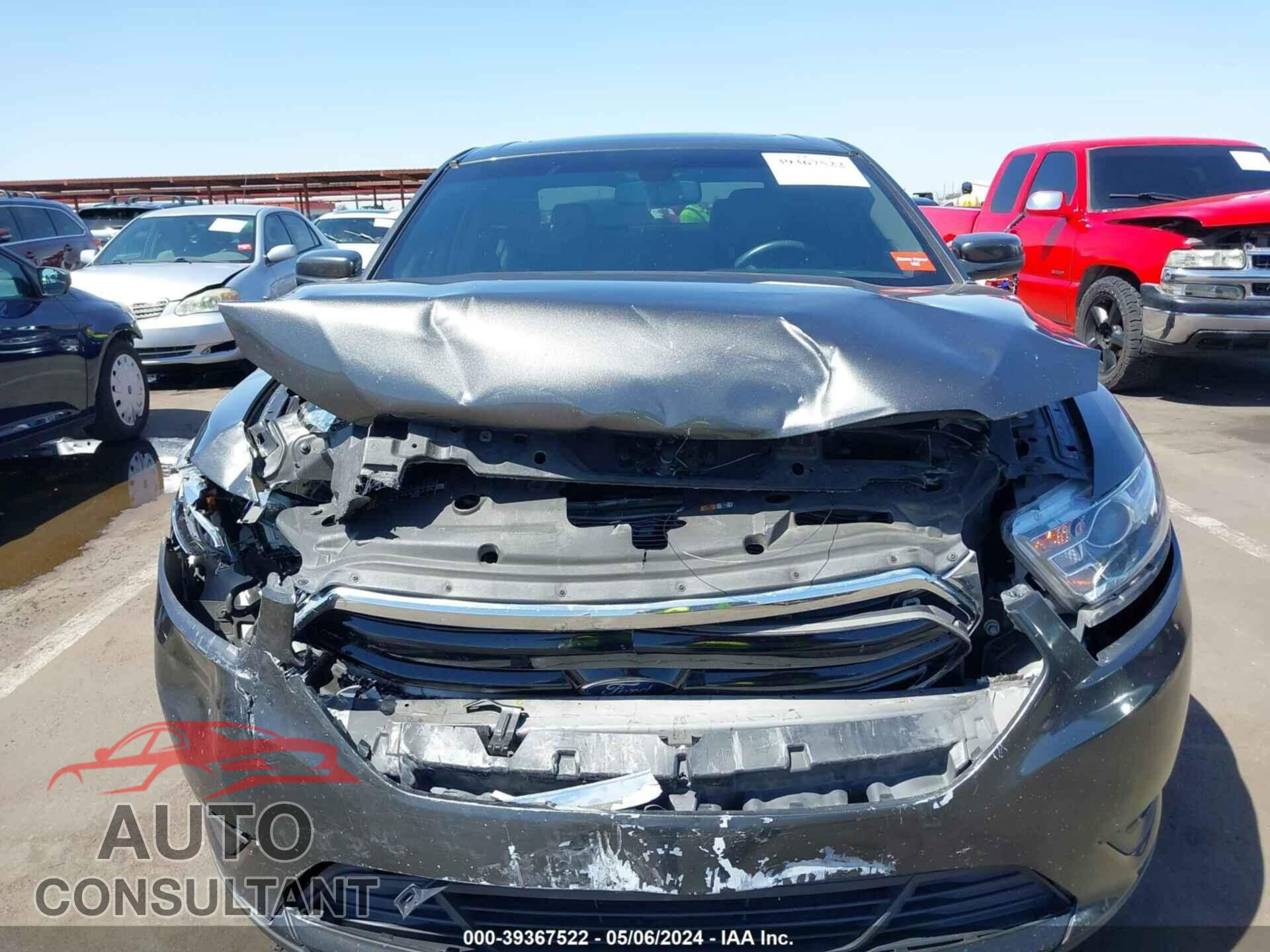 FORD TAURUS 2017 - 1FAHP2E85HG110821