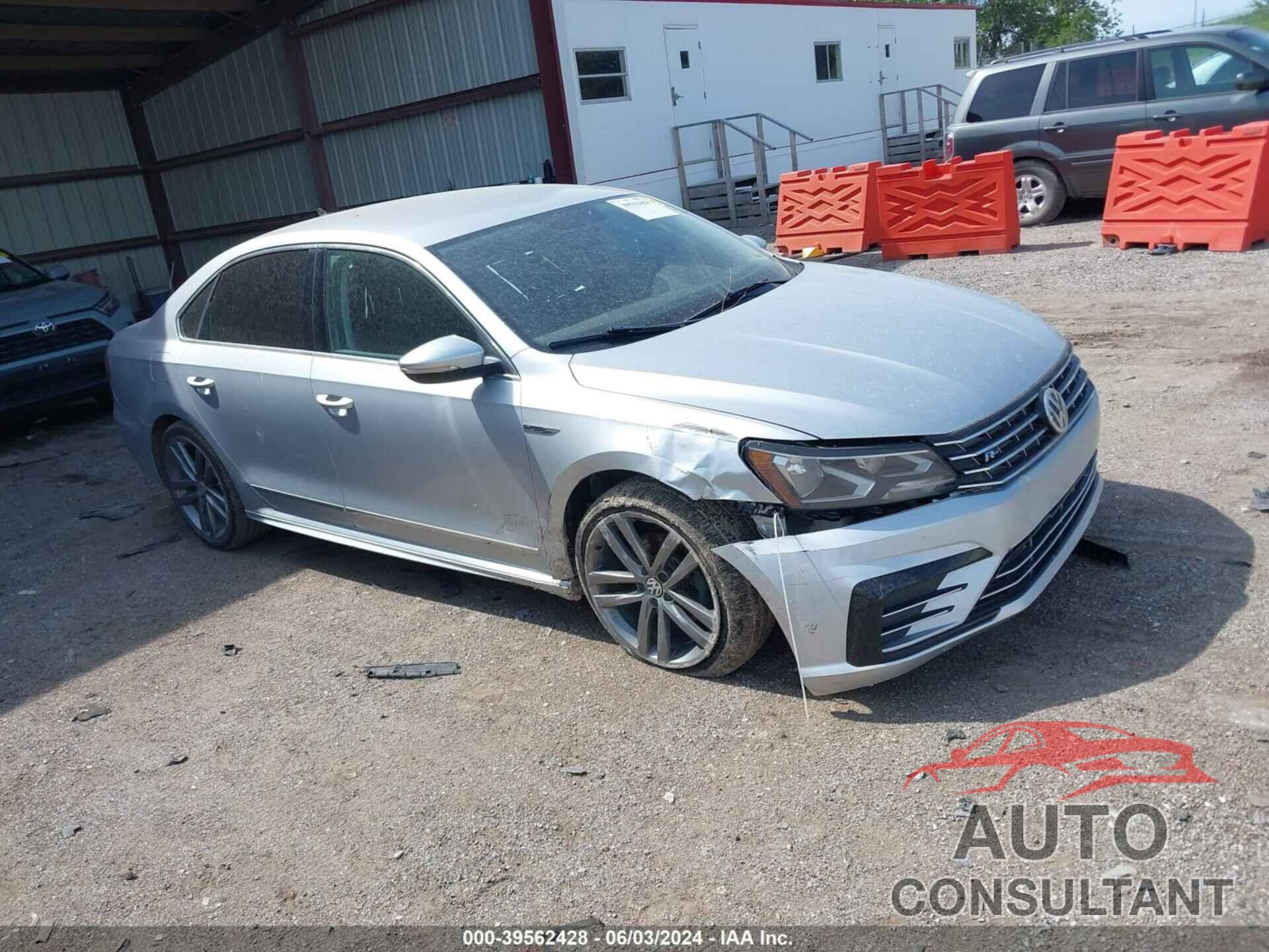 VOLKSWAGEN PASSAT 2017 - 1VWDT7A34HC066889