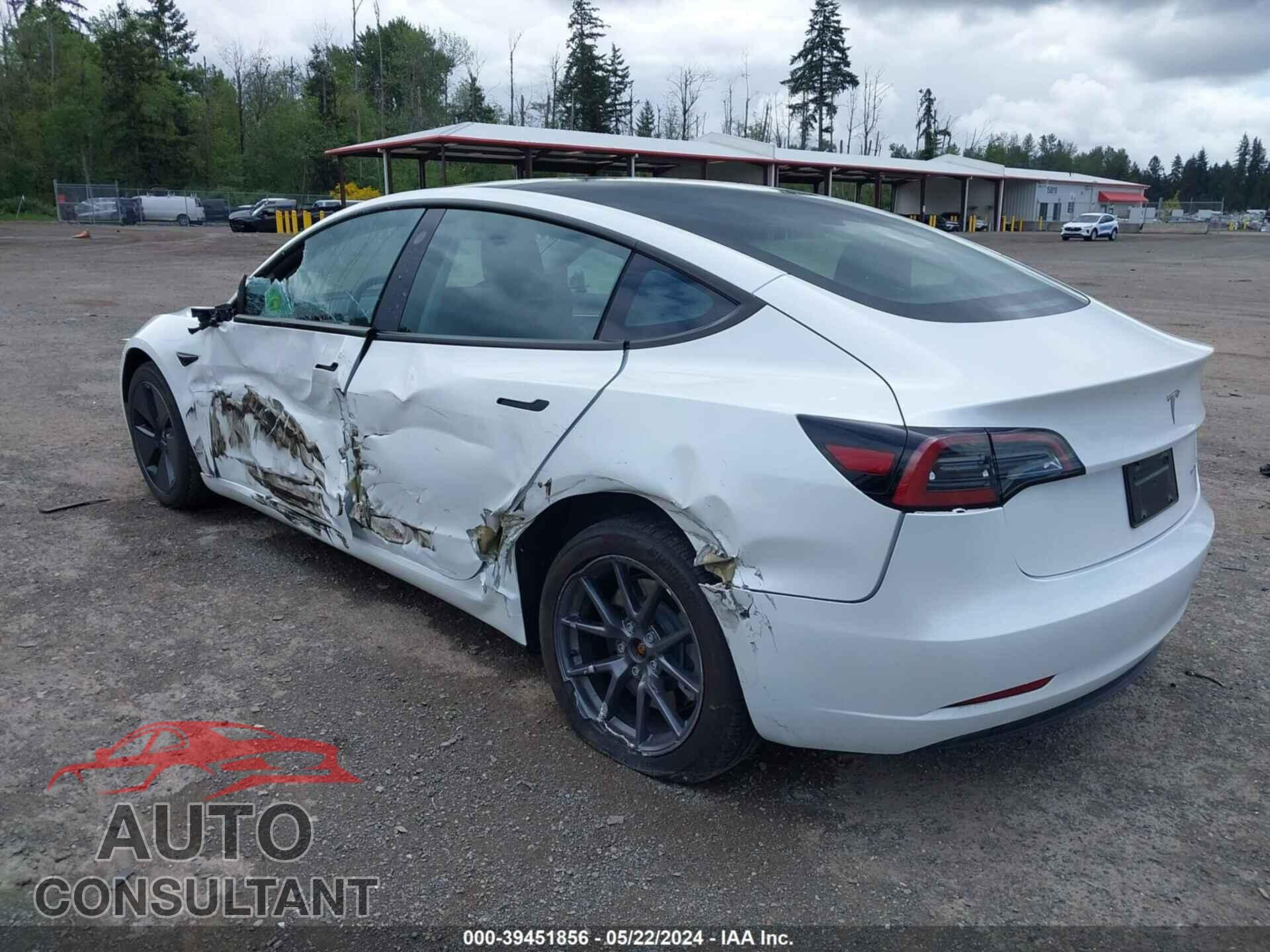 TESLA MODEL 3 2023 - LRW3E1EB5PC843888