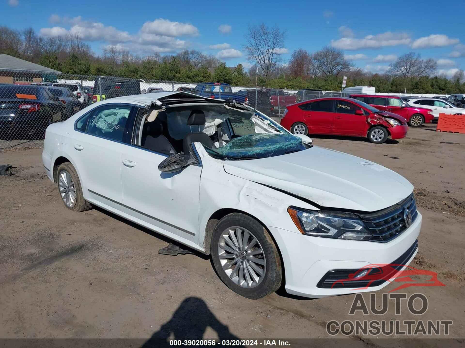 VOLKSWAGEN PASSAT 2017 - 1VWBT7A35HC030670