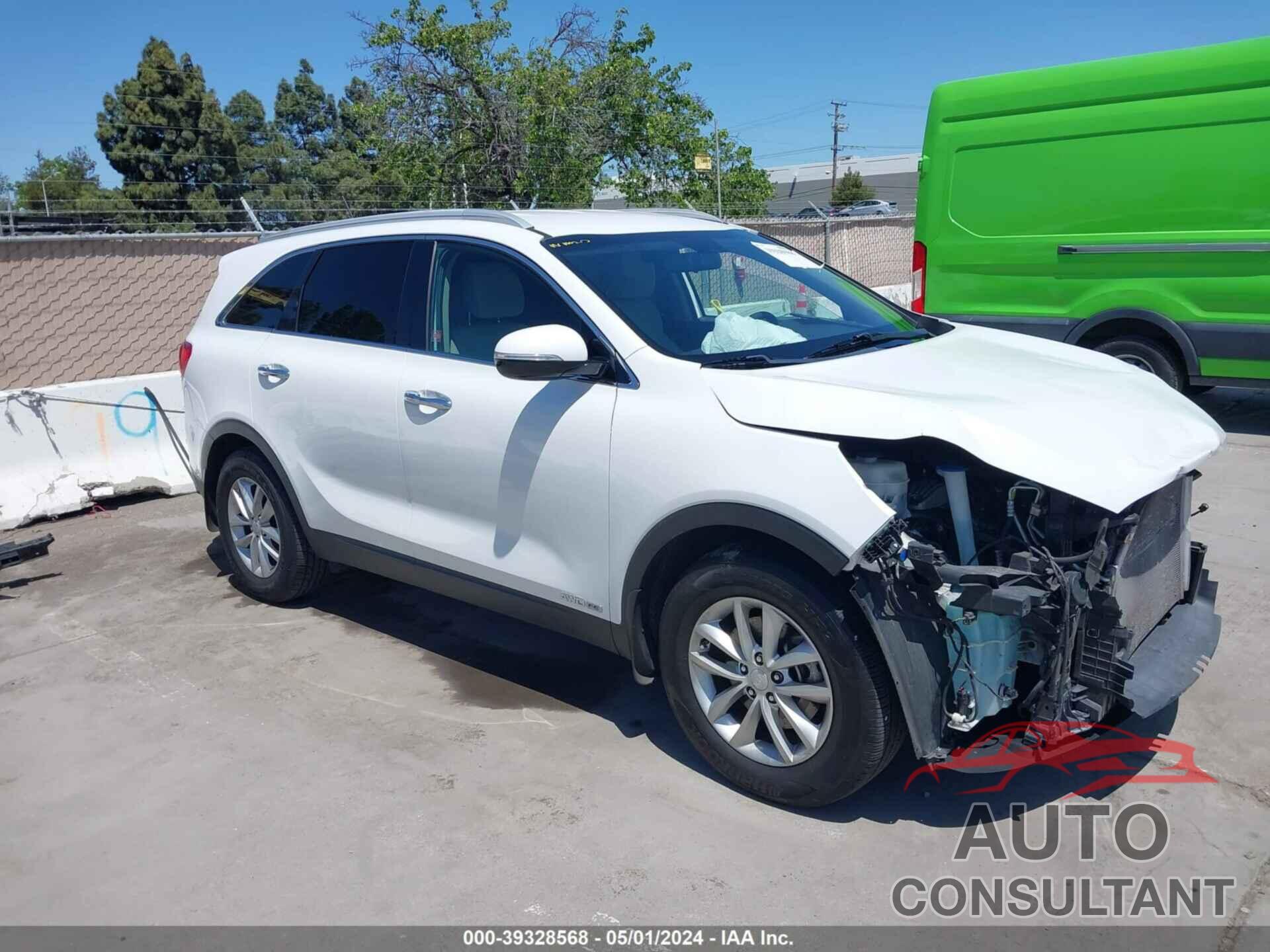 KIA SORENTO 2017 - 5XYPGDA57HG233715