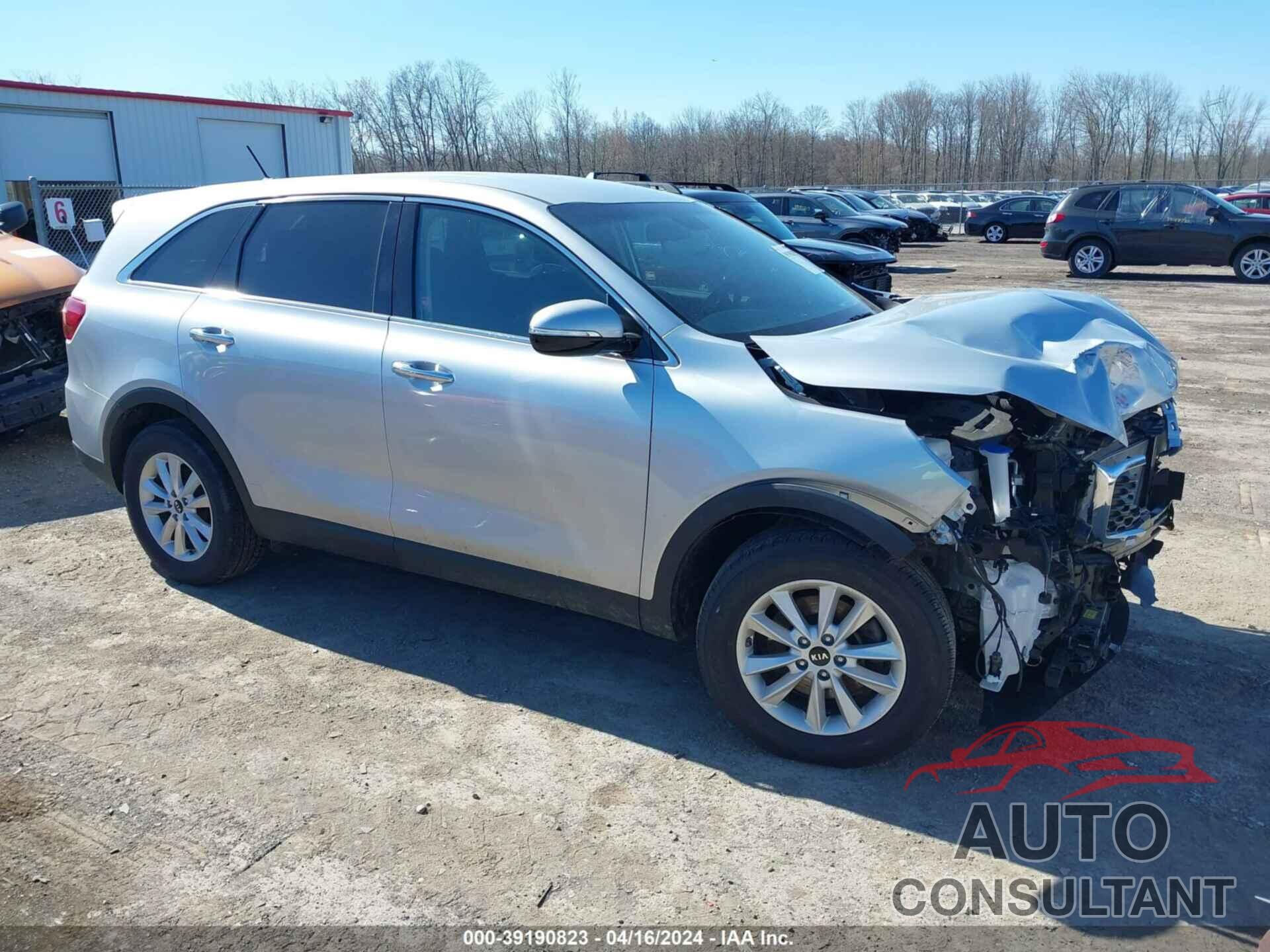 KIA SORENTO 2020 - 5XYPG4A30LG711075