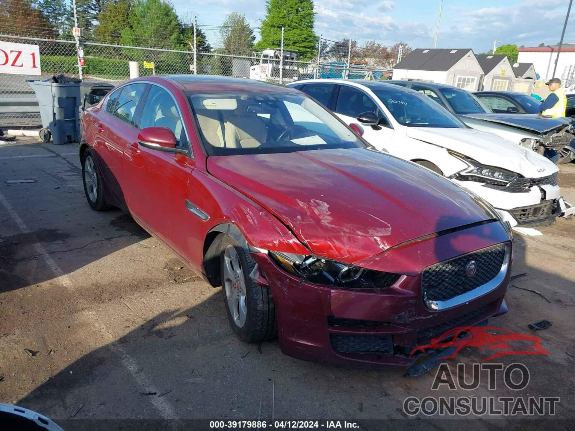 JAGUAR XE 2017 - SAJAR4BG4HA964555