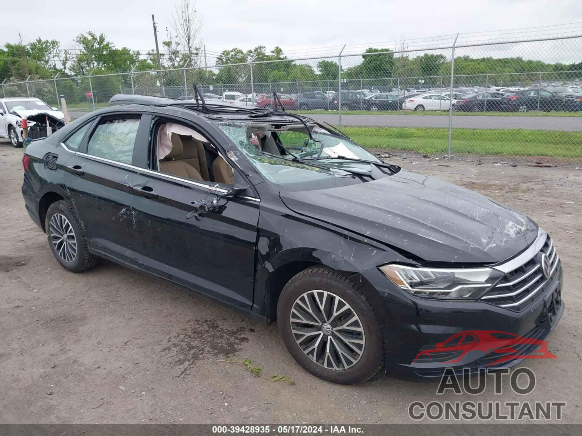 VOLKSWAGEN JETTA 2019 - 3VWC57BUXKM137614