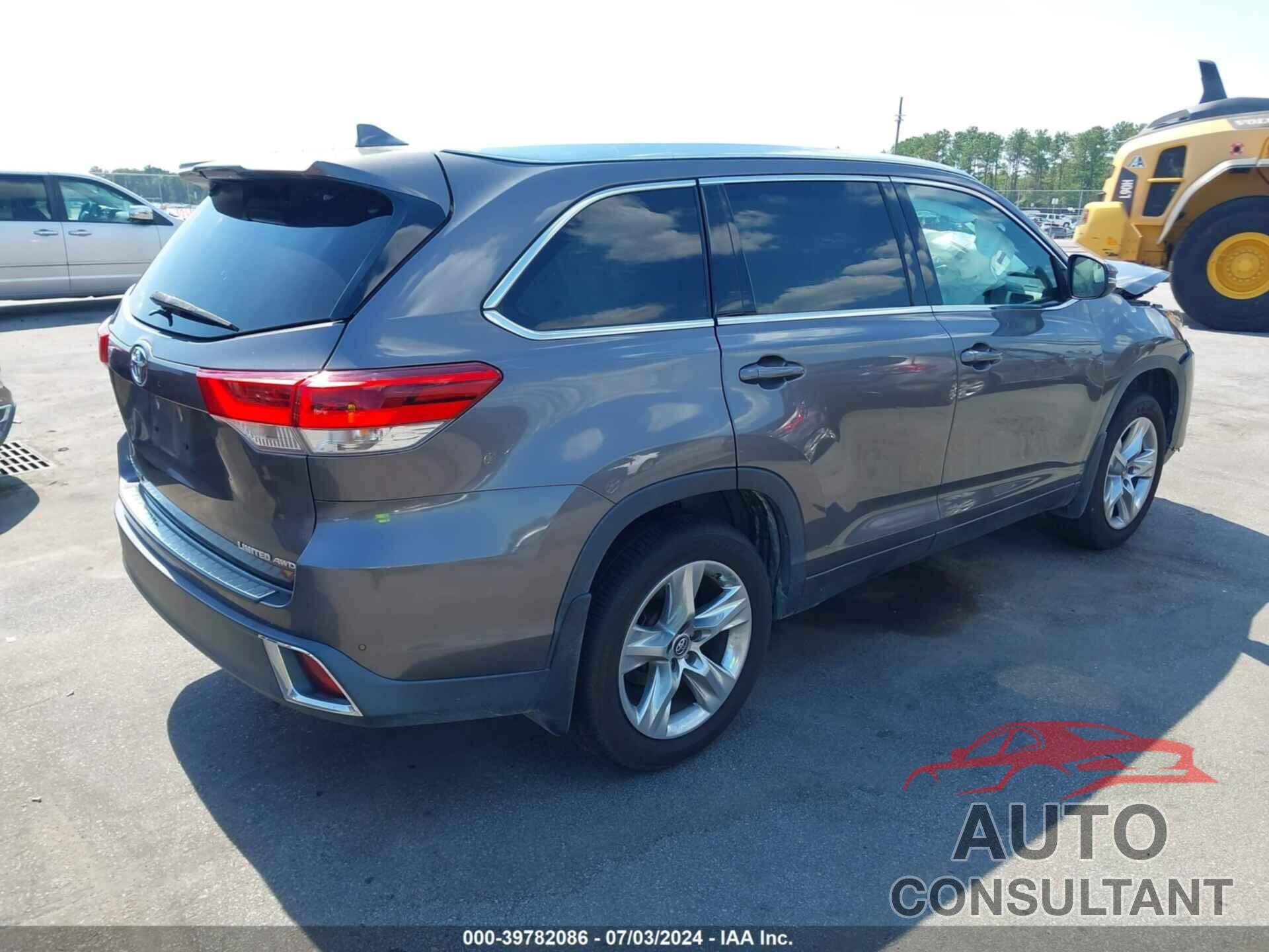 TOYOTA HIGHLANDER 2018 - 5TDDZRFH6JS842297