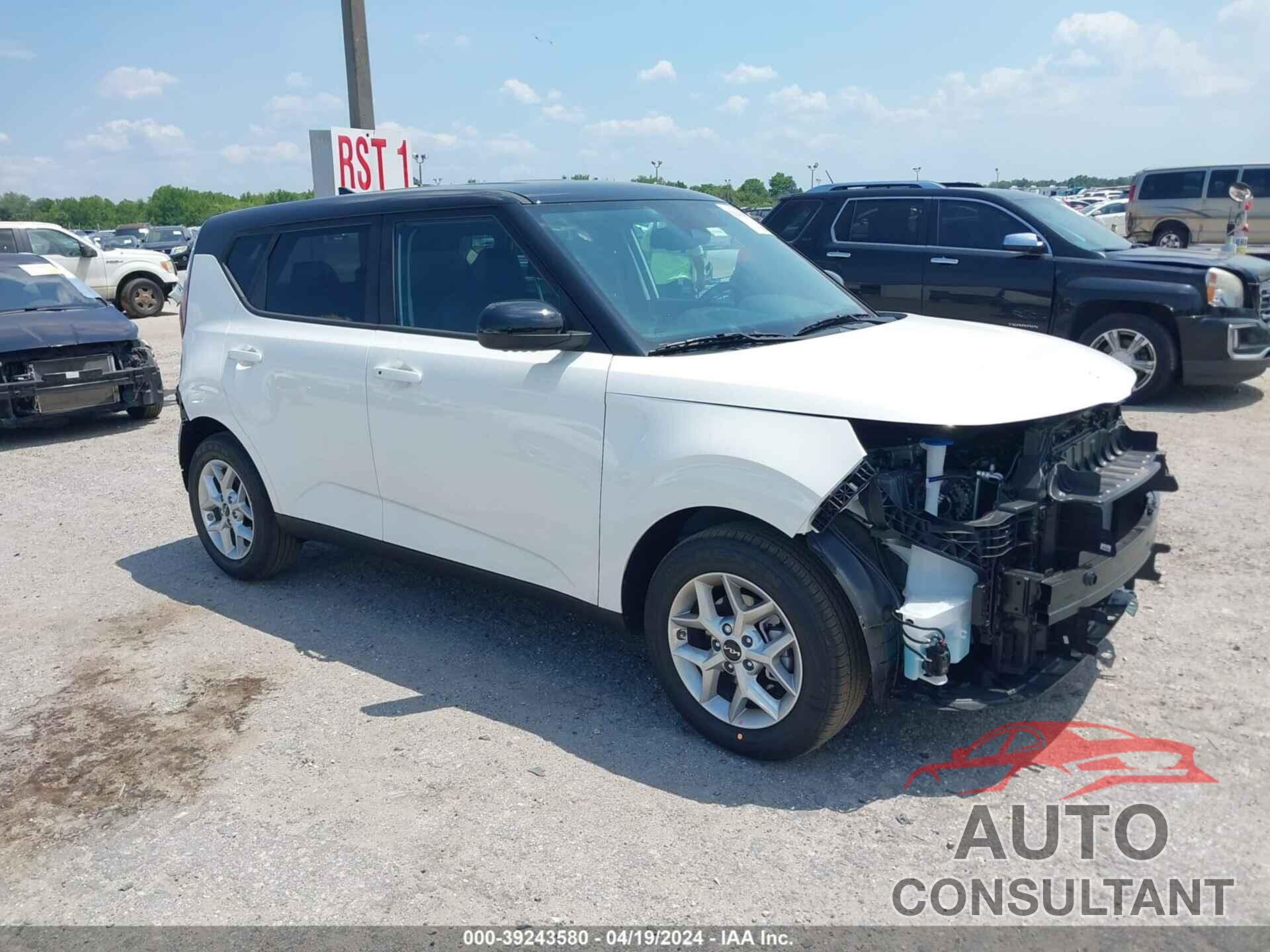 KIA SOUL 2024 - KNDJ23AU8R7228477