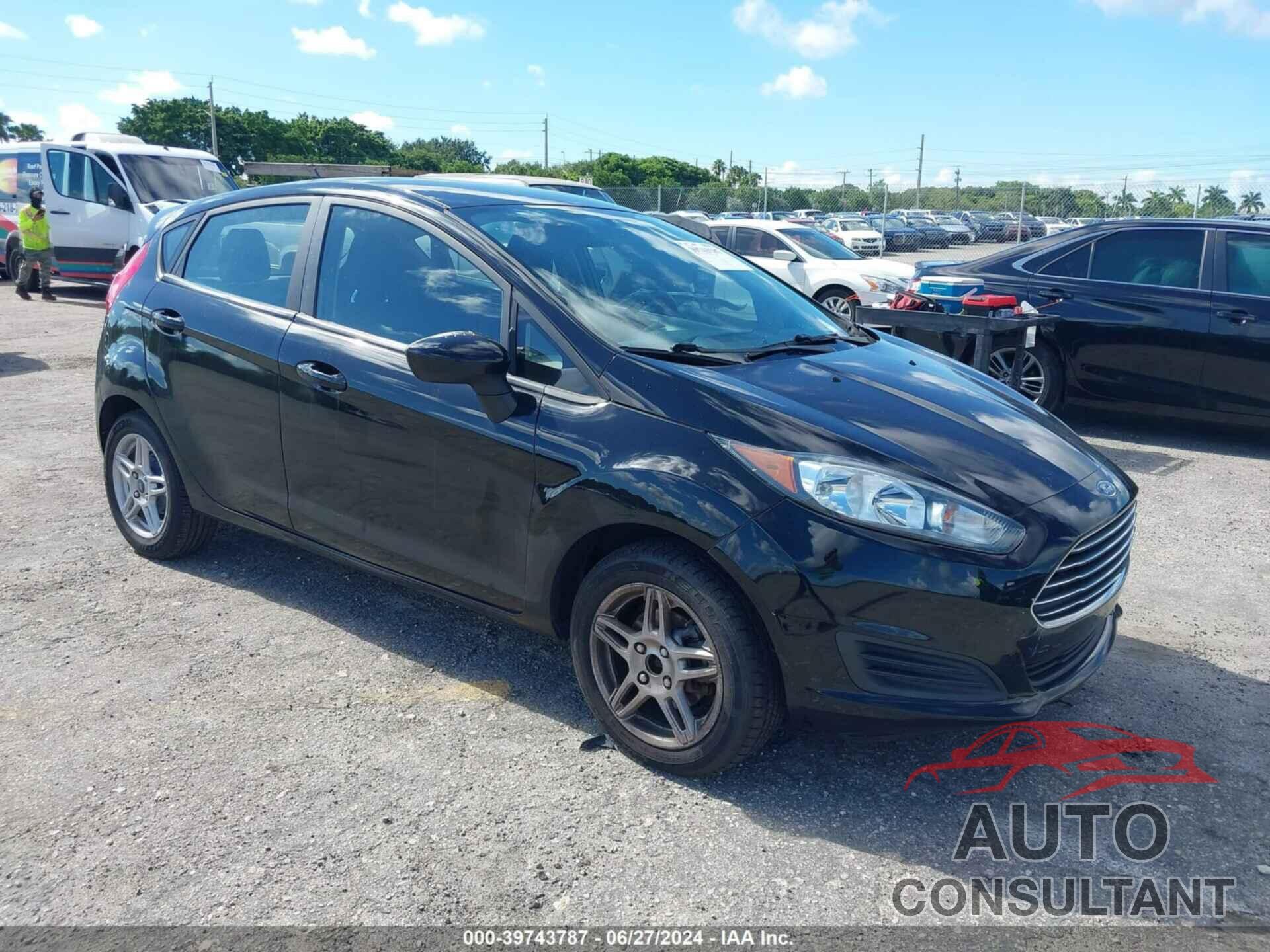 FORD FIESTA 2018 - 3FADP4EJ1JM145882