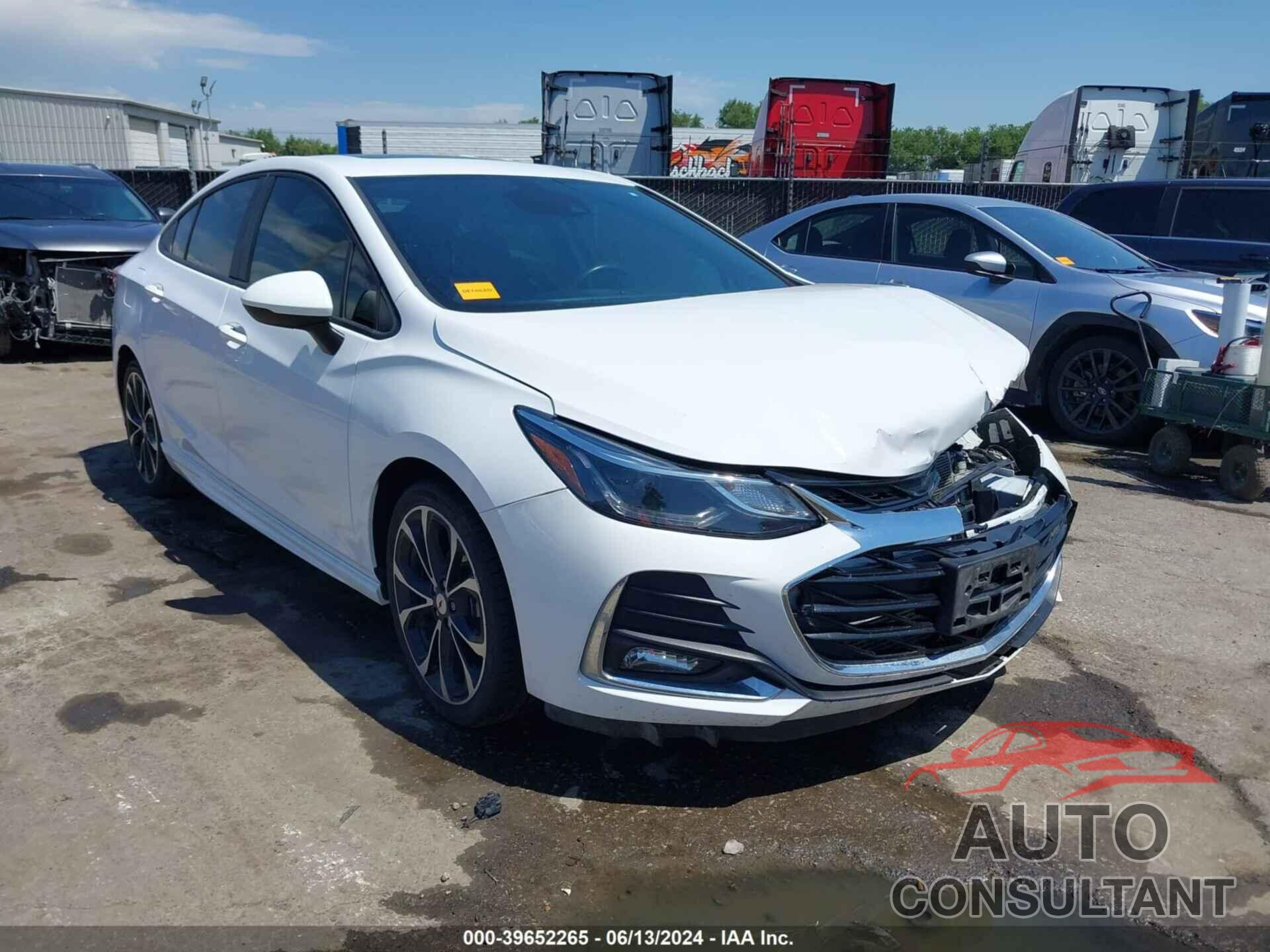 CHEVROLET CRUZE 2019 - 1G1BF5SM9K7121441