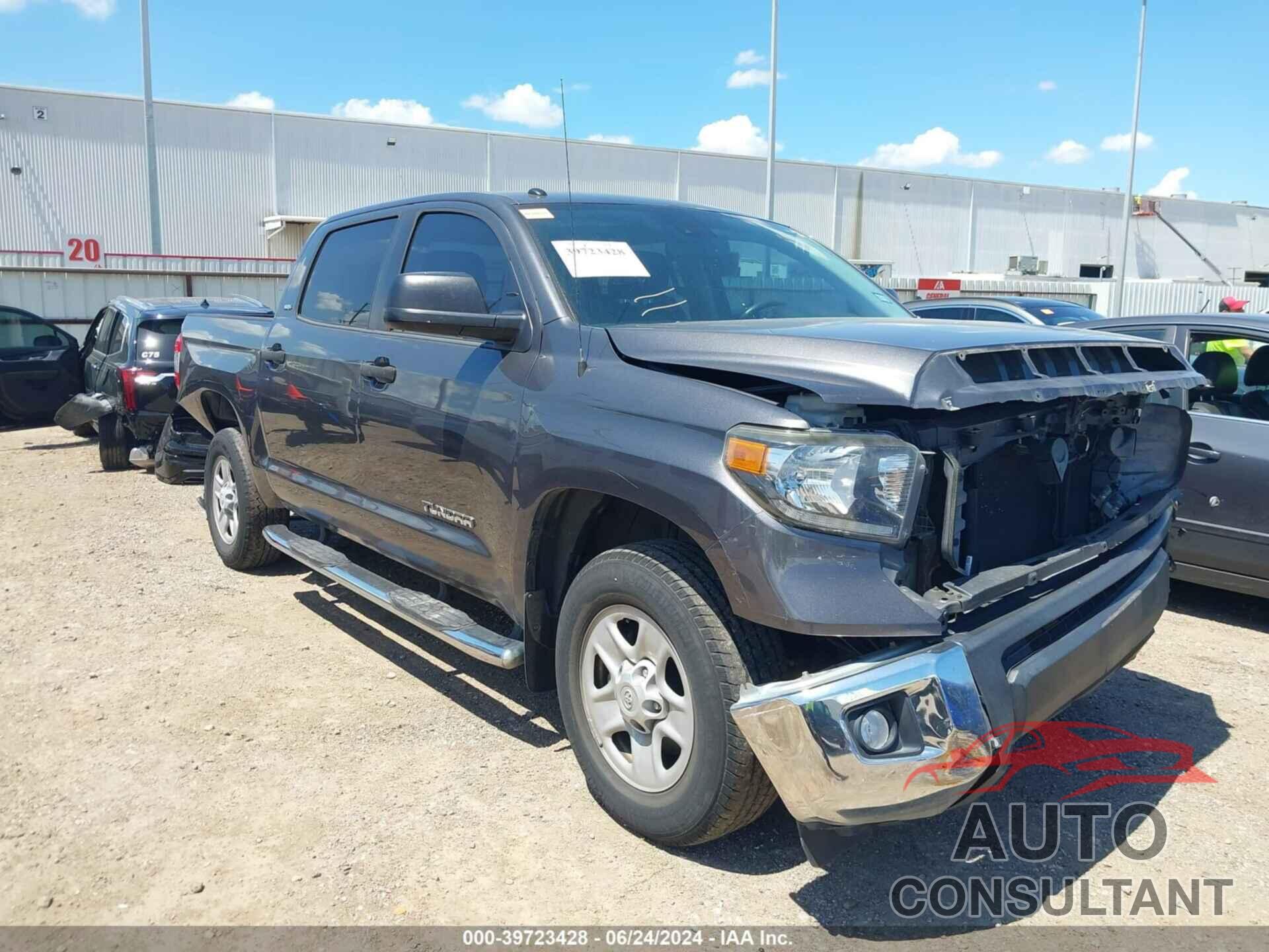 TOYOTA TUNDRA 2019 - 5TFEM5F1XKX138100