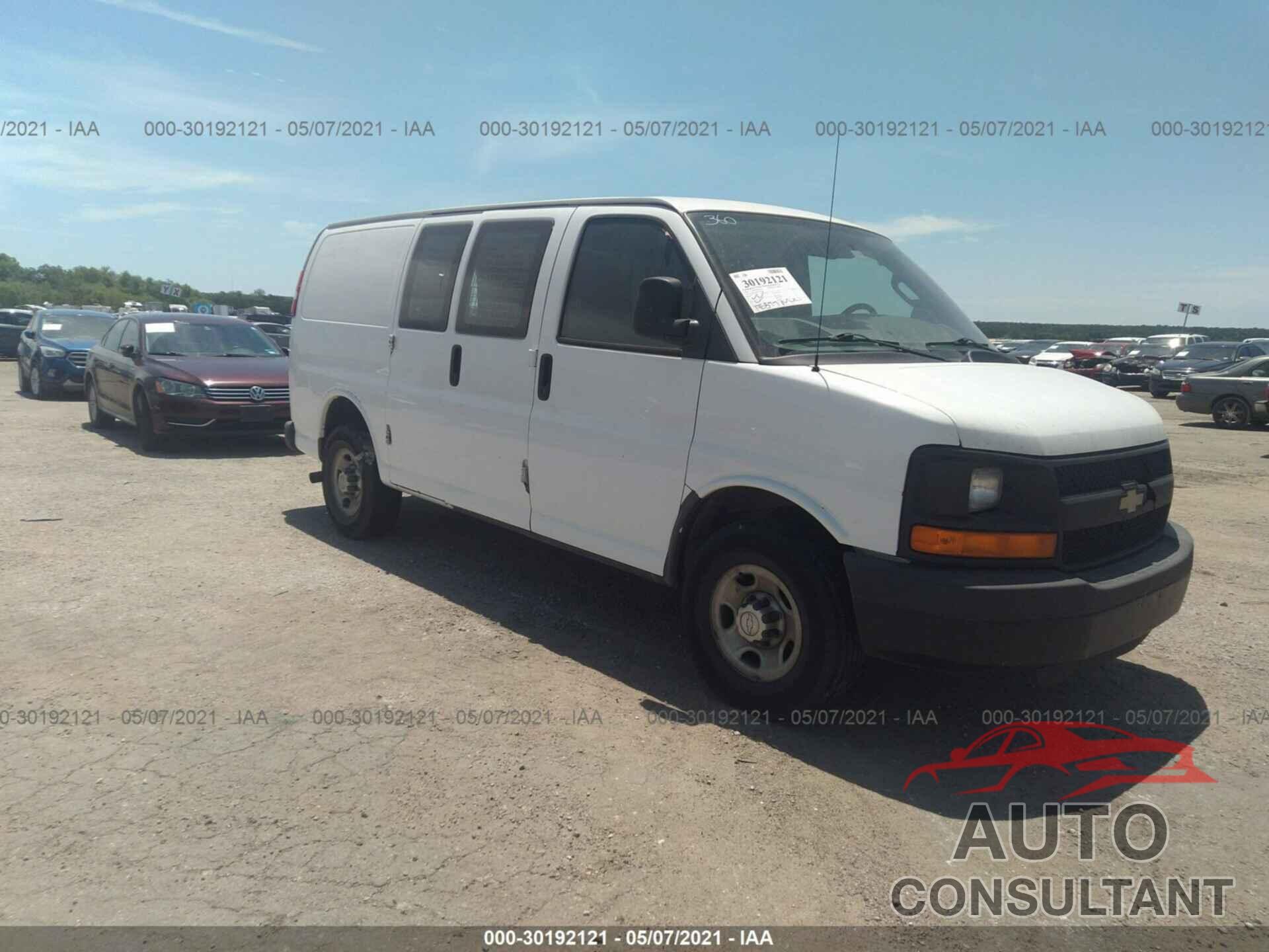 CHEVROLET EXPRESS CARGO VAN 2016 - 1GCWGAFF0G1170046