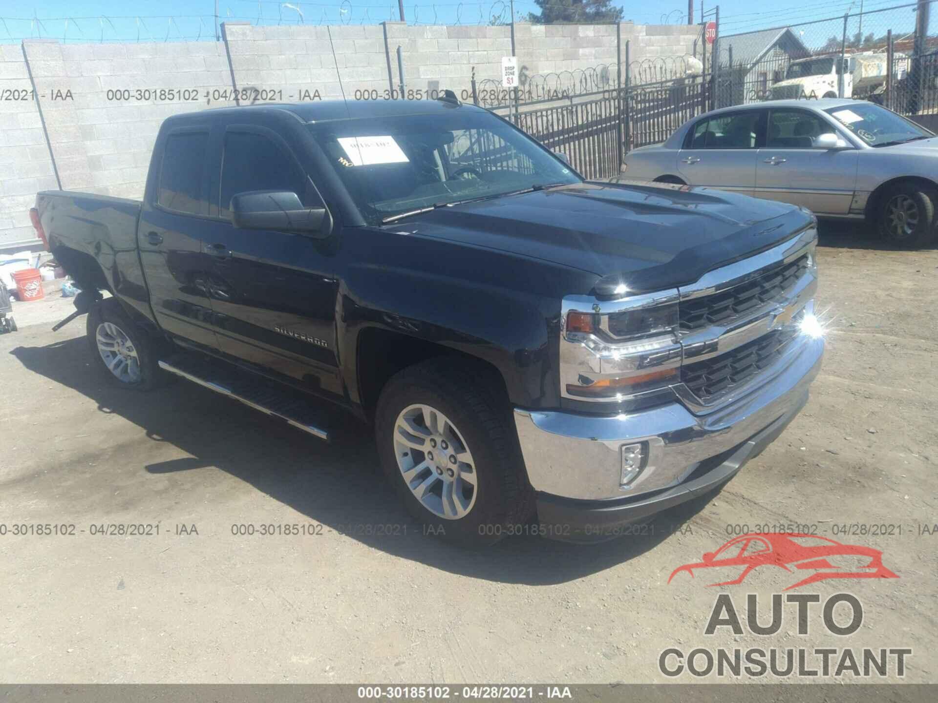 CHEVROLET SILVERADO 1500 2018 - 1GCRCREC9JZ120642