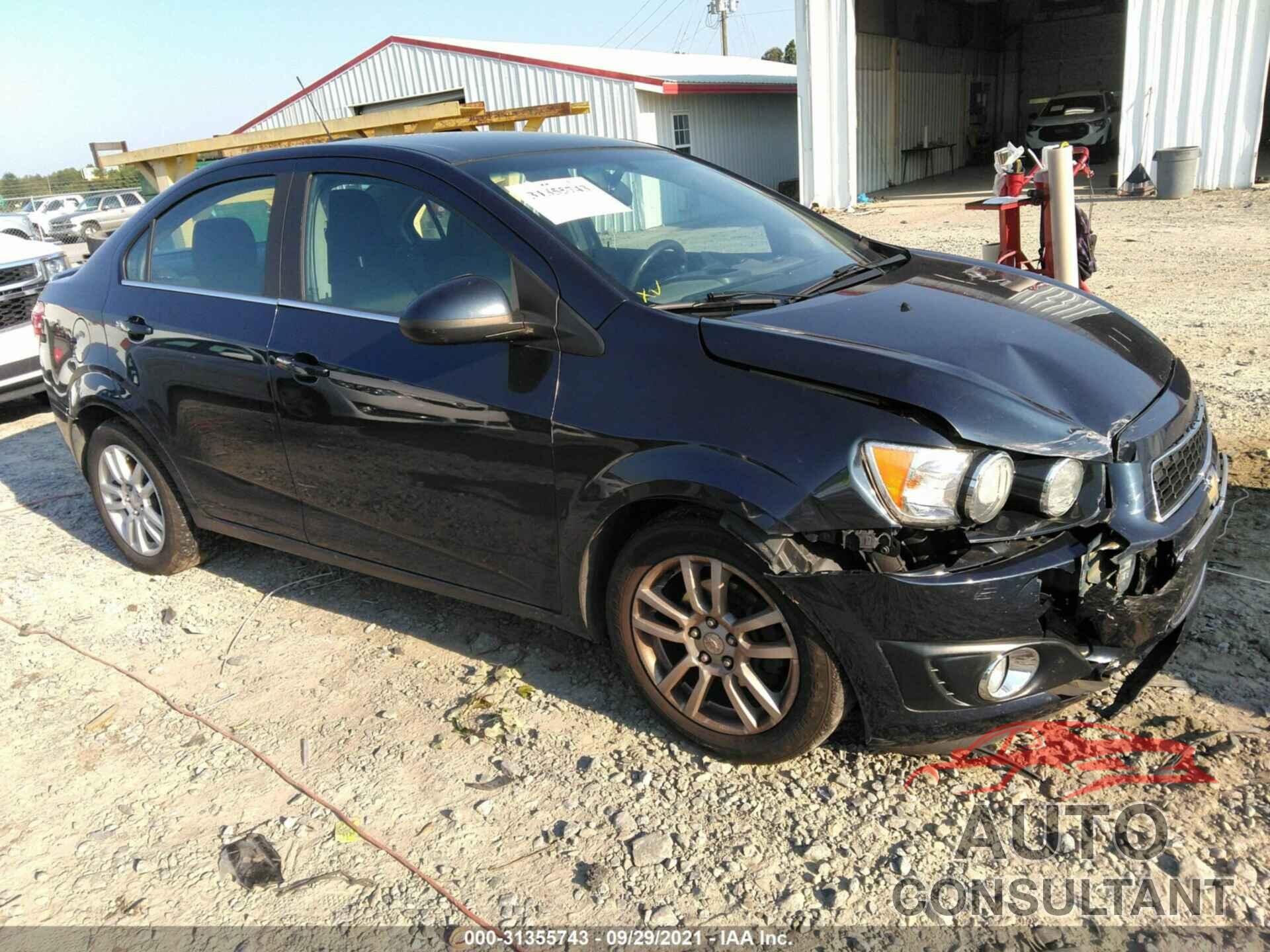 CHEVROLET SONIC 2016 - 1G1JC5SG2G4107212