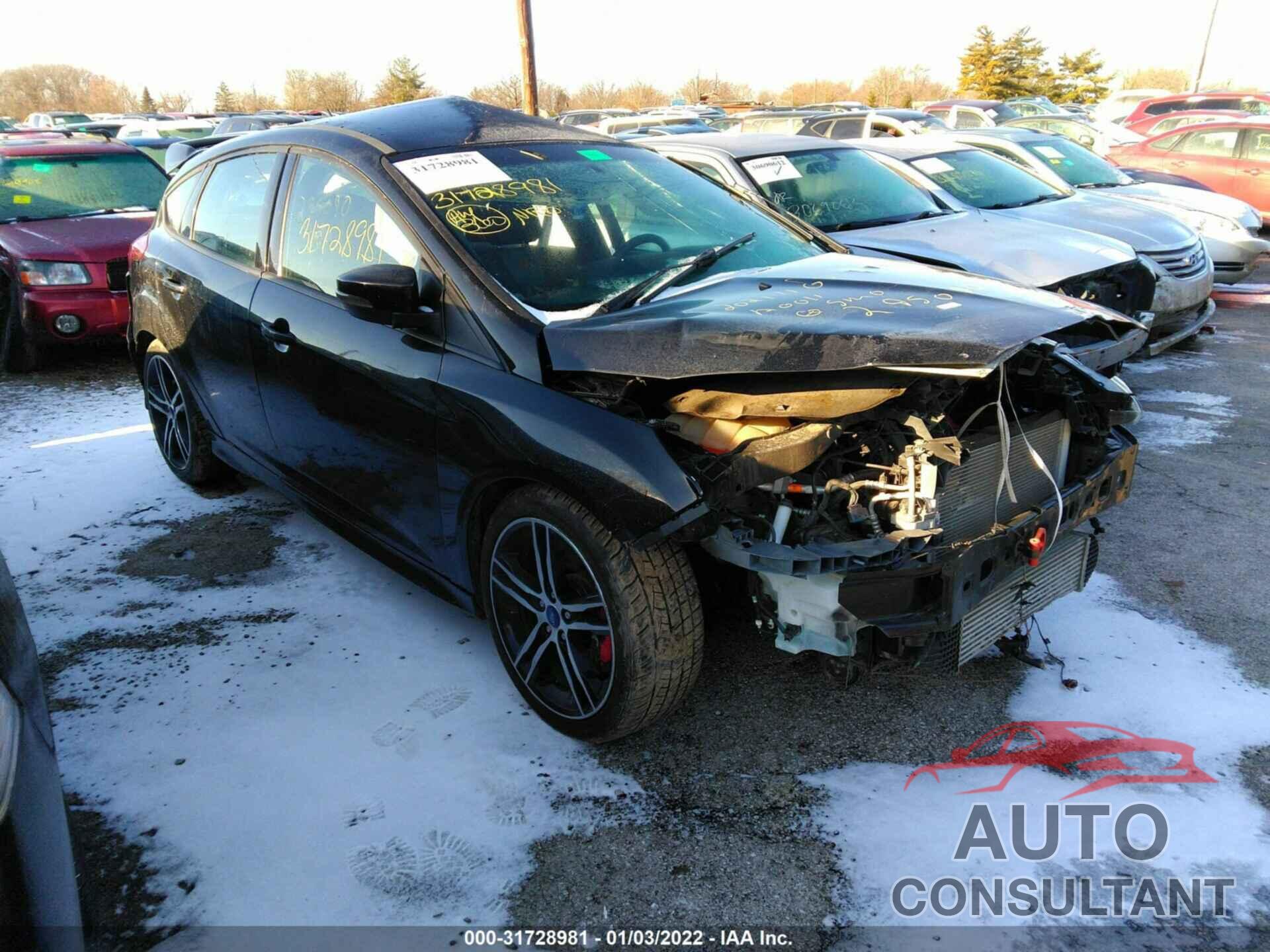 FORD FOCUS 2017 - 1FADP3L97HL295090