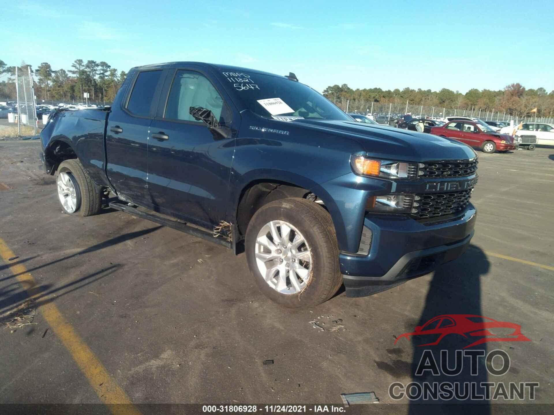 CHEVROLET SILVERADO 1500 2021 - 1GCRWBEK3MZ205647