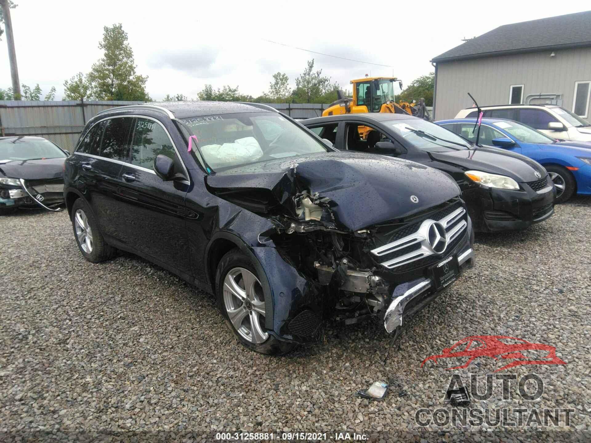 MERCEDES-BENZ GLC 2018 - WDC0G4KB0JV063356