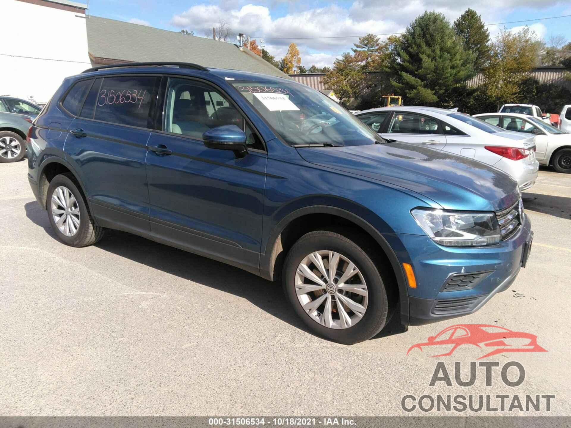 VOLKSWAGEN TIGUAN 2018 - 3VV1B7AX3JM087833