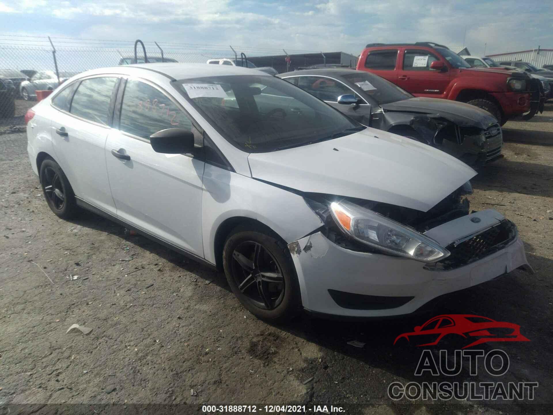 FORD FOCUS 2018 - 1FADP3E22JL264917