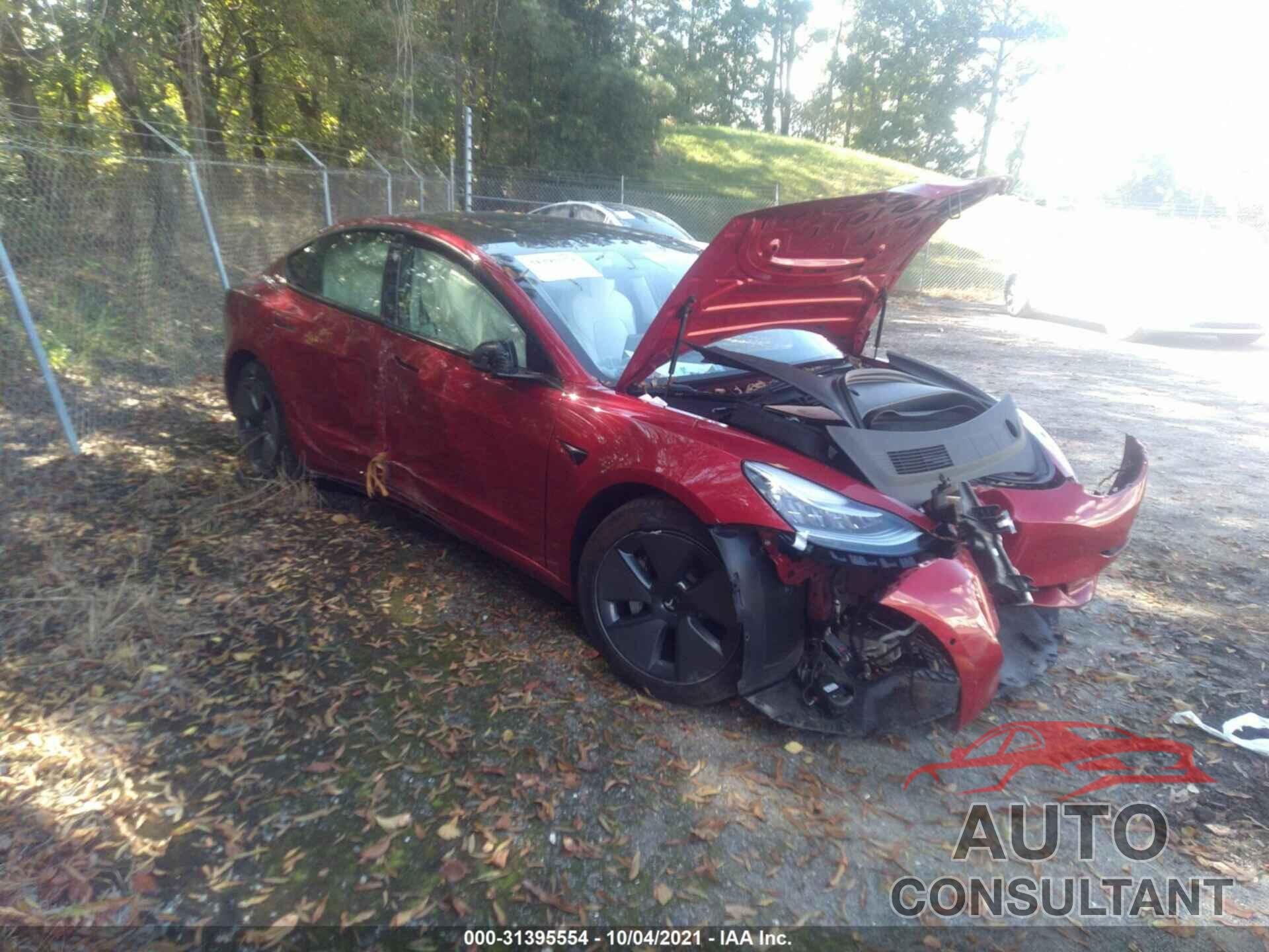 TESLA MODEL 3 2021 - 5YJ3E1EA5MF852258