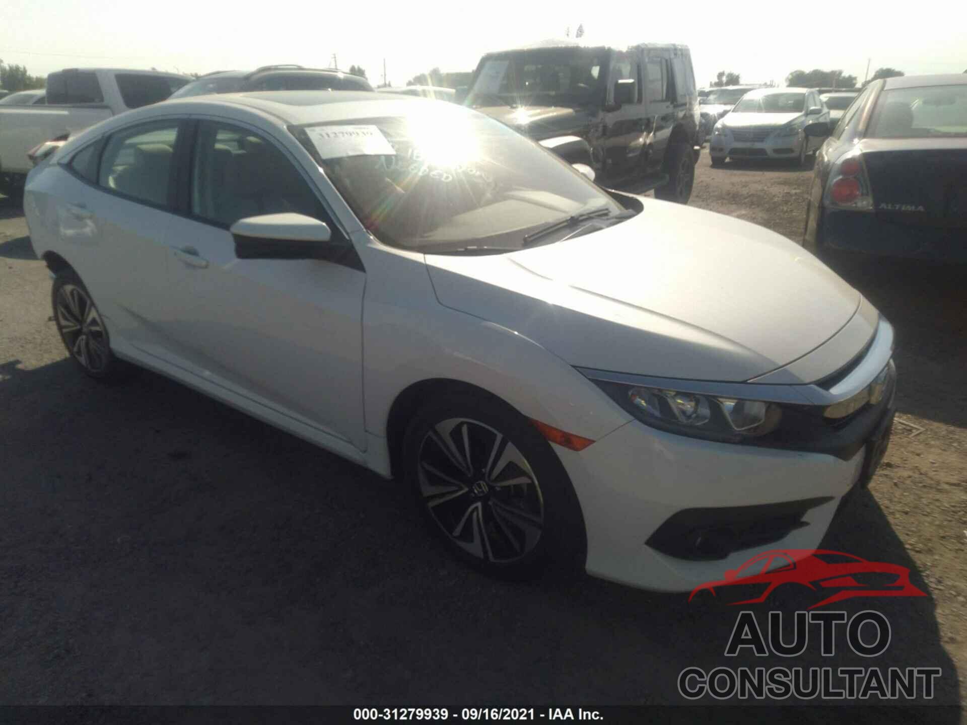 HONDA CIVIC SEDAN 2017 - 19XFC1F32HE204018