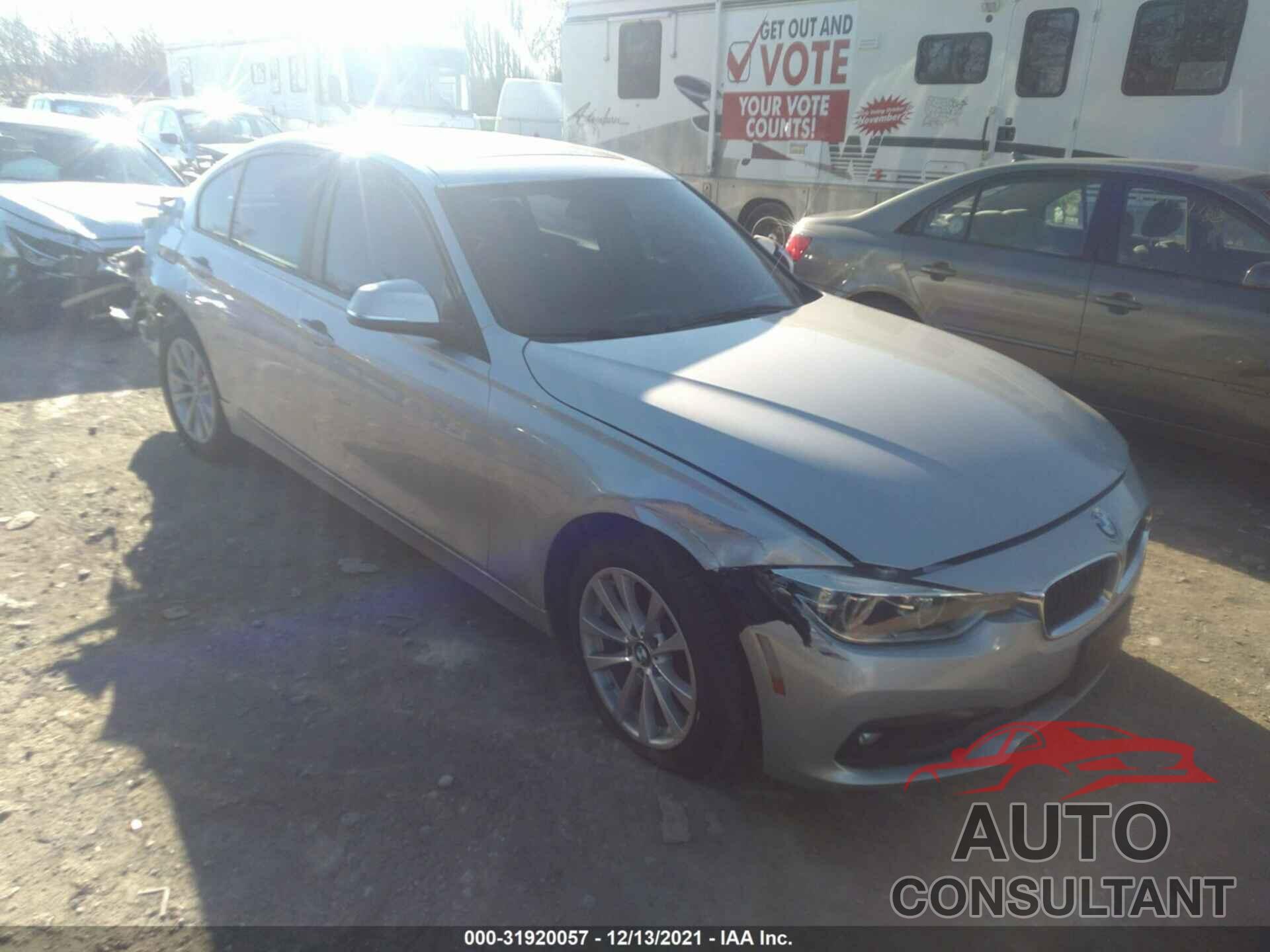 BMW 3 SERIES 2018 - WBA8E5G52JNU47918