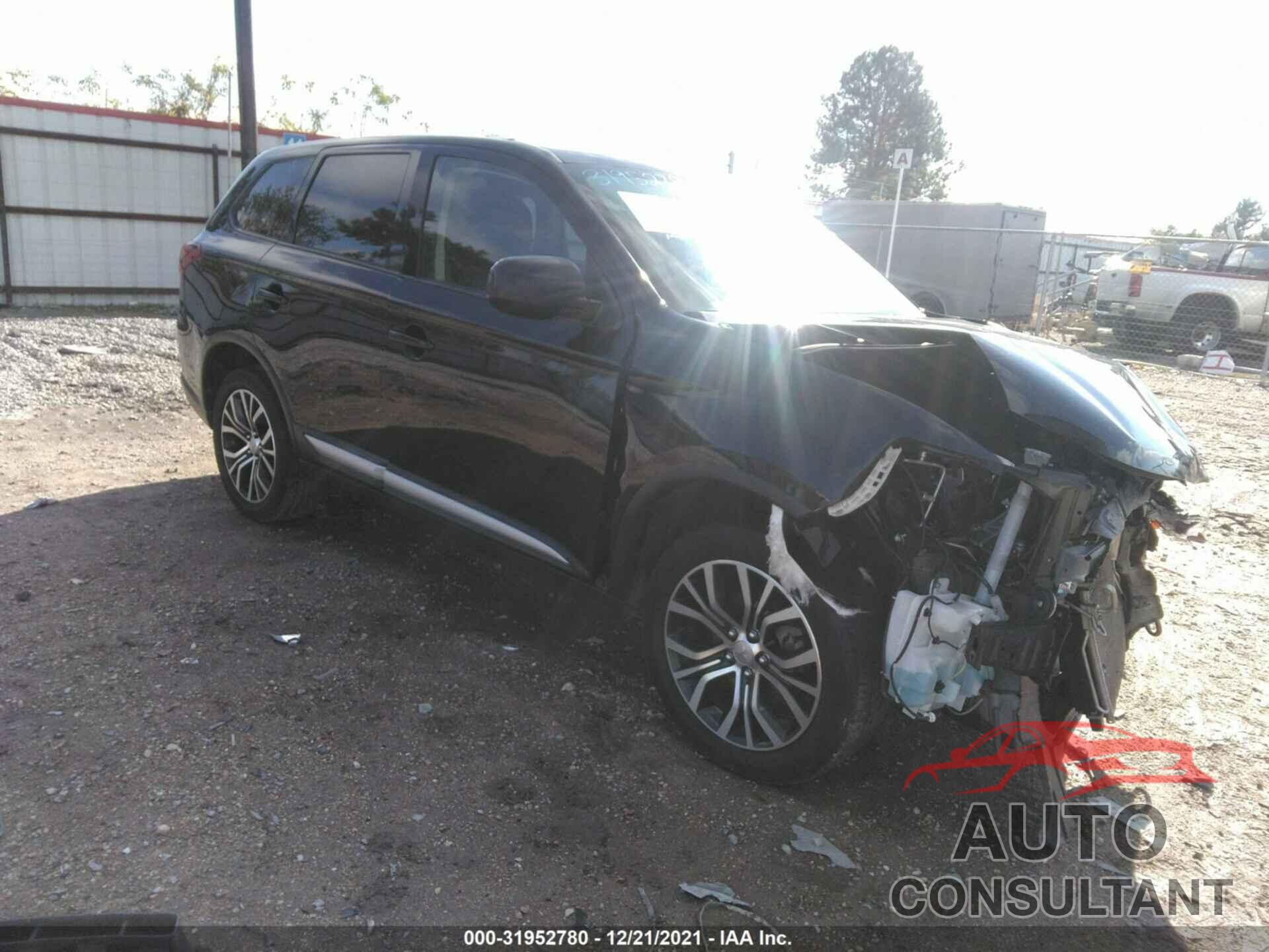 MITSUBISHI OUTLANDER 2018 - JA4AZ3A38JZ052584