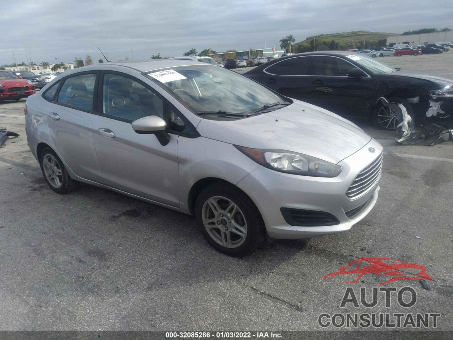 FORD FIESTA 2018 - 3FADP4BJ0JM135798