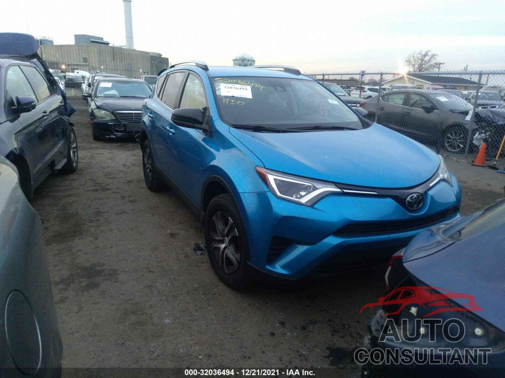 TOYOTA RAV4 2018 - 2T3ZFREV9JW504672