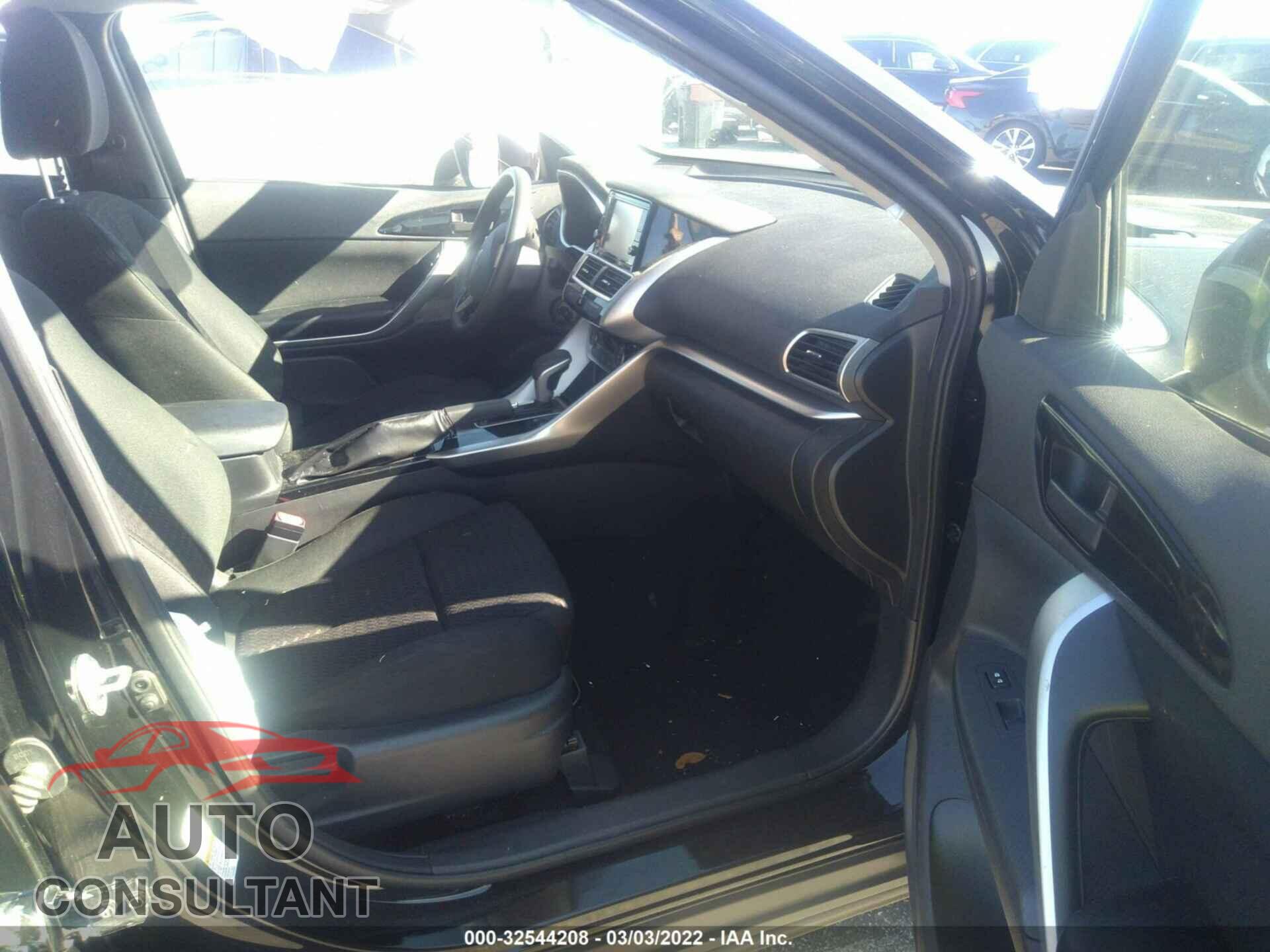 MITSUBISHI ECLIPSE CROSS 2020 - JA4AS3AA7LZ022708