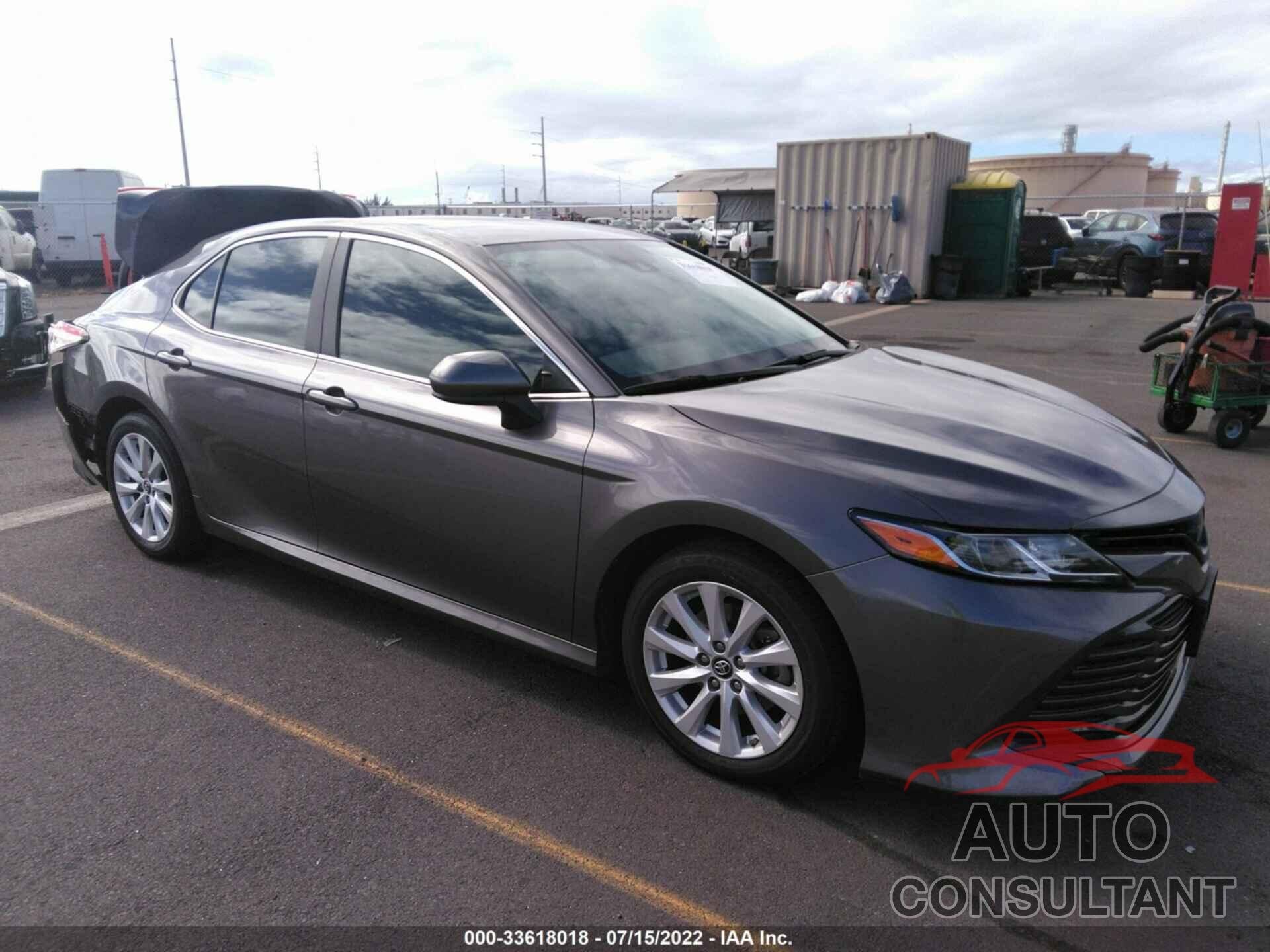 TOYOTA CAMRY 2019 - 4T1B11HK3KU172886