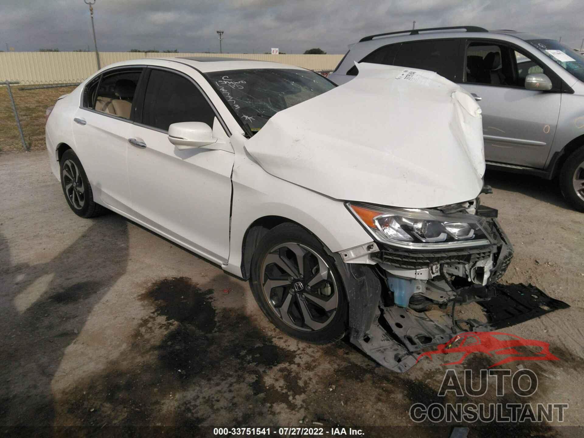 HONDA ACCORD SEDAN 2016 - 1HGCR3F82GA004185