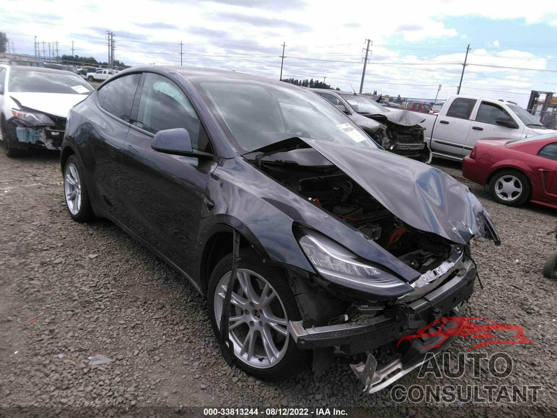 TESLA MODEL Y 2020 - 5YJYGDEE3LF013678