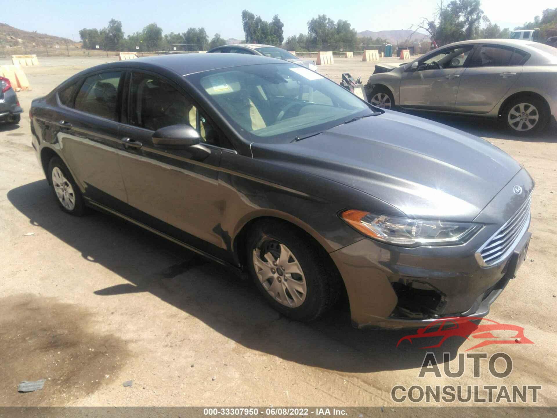 FORD FUSION 2019 - 3FA6P0G74KR114956