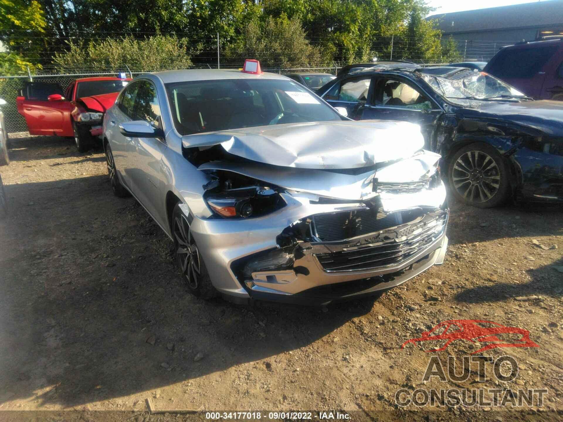 CHEVROLET MALIBU 2017 - 1G1ZE5ST9HF184045