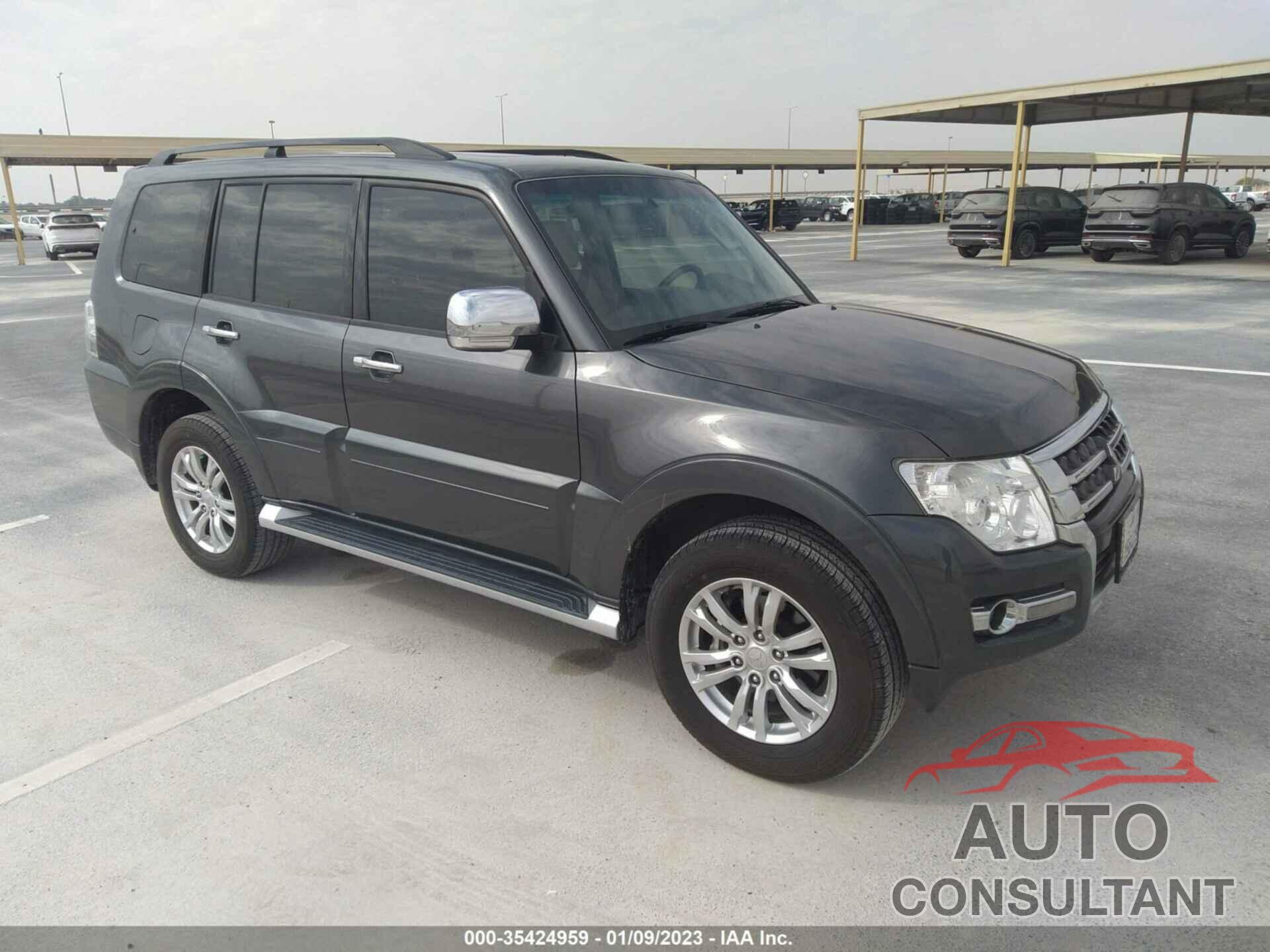 MITSUBISHI PAJERO 2018 - JE4NR62R4JJ717173