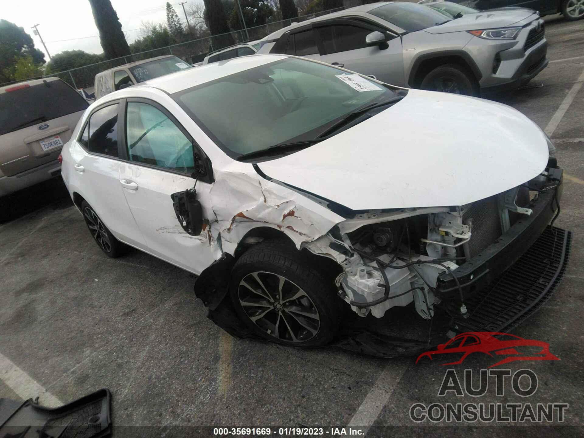 TOYOTA COROLLA 2018 - 2T1BURHE0JC101192