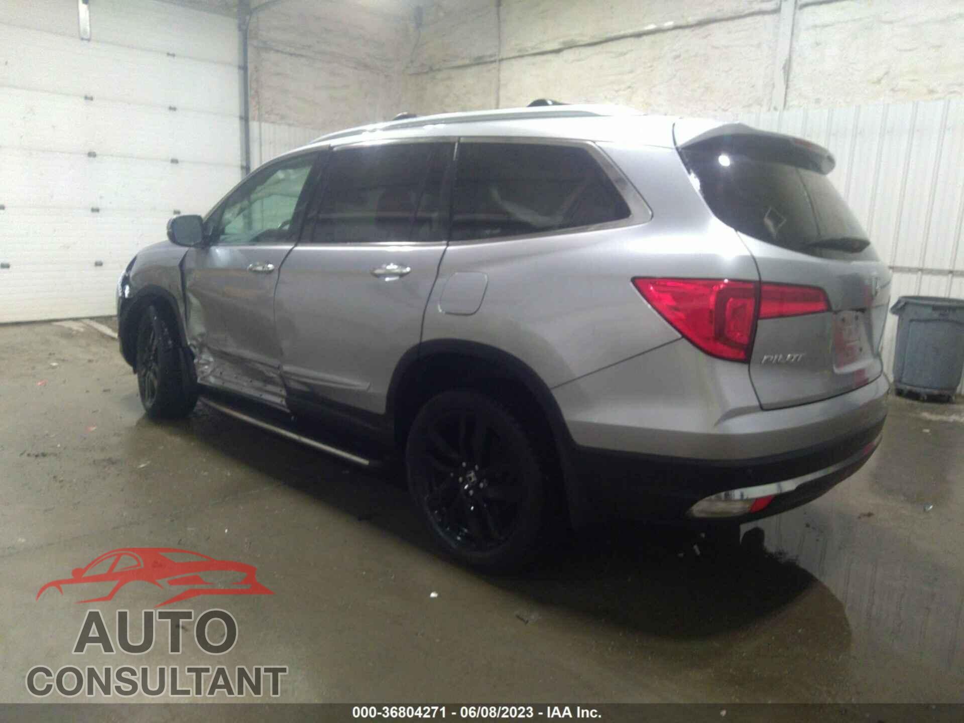 HONDA PILOT 2016 - 5FNYF6H02GB068773
