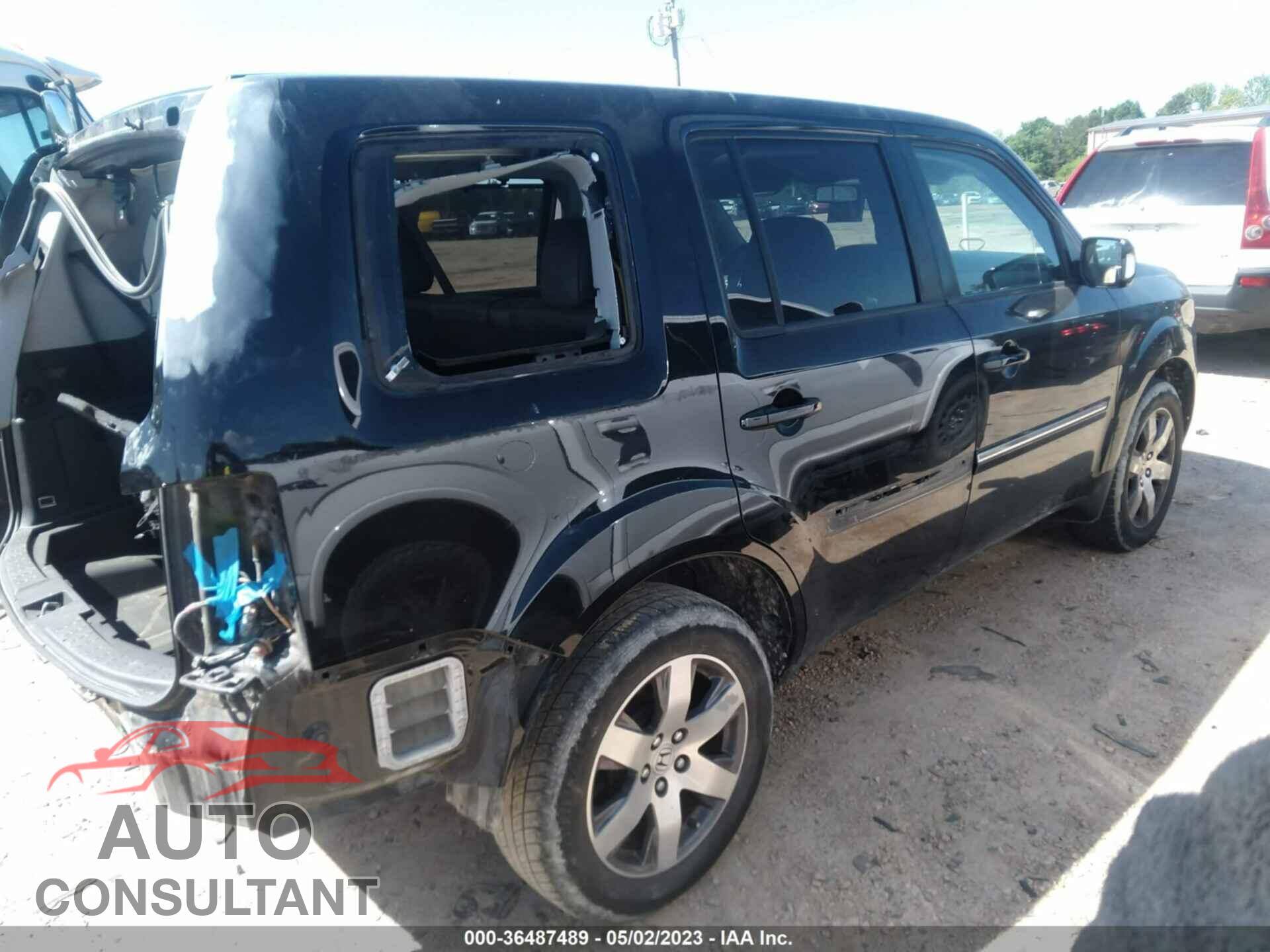 HONDA PILOT 2015 - 5FNYF4H99FB028692