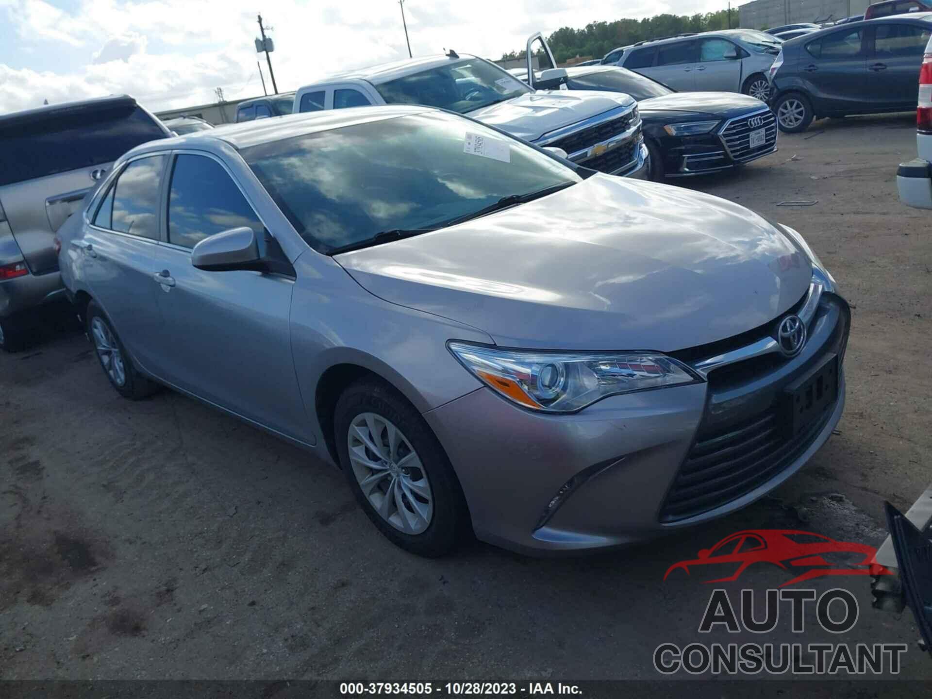 TOYOTA CAMRY 2015 - 4T4BF1FK1FR503044