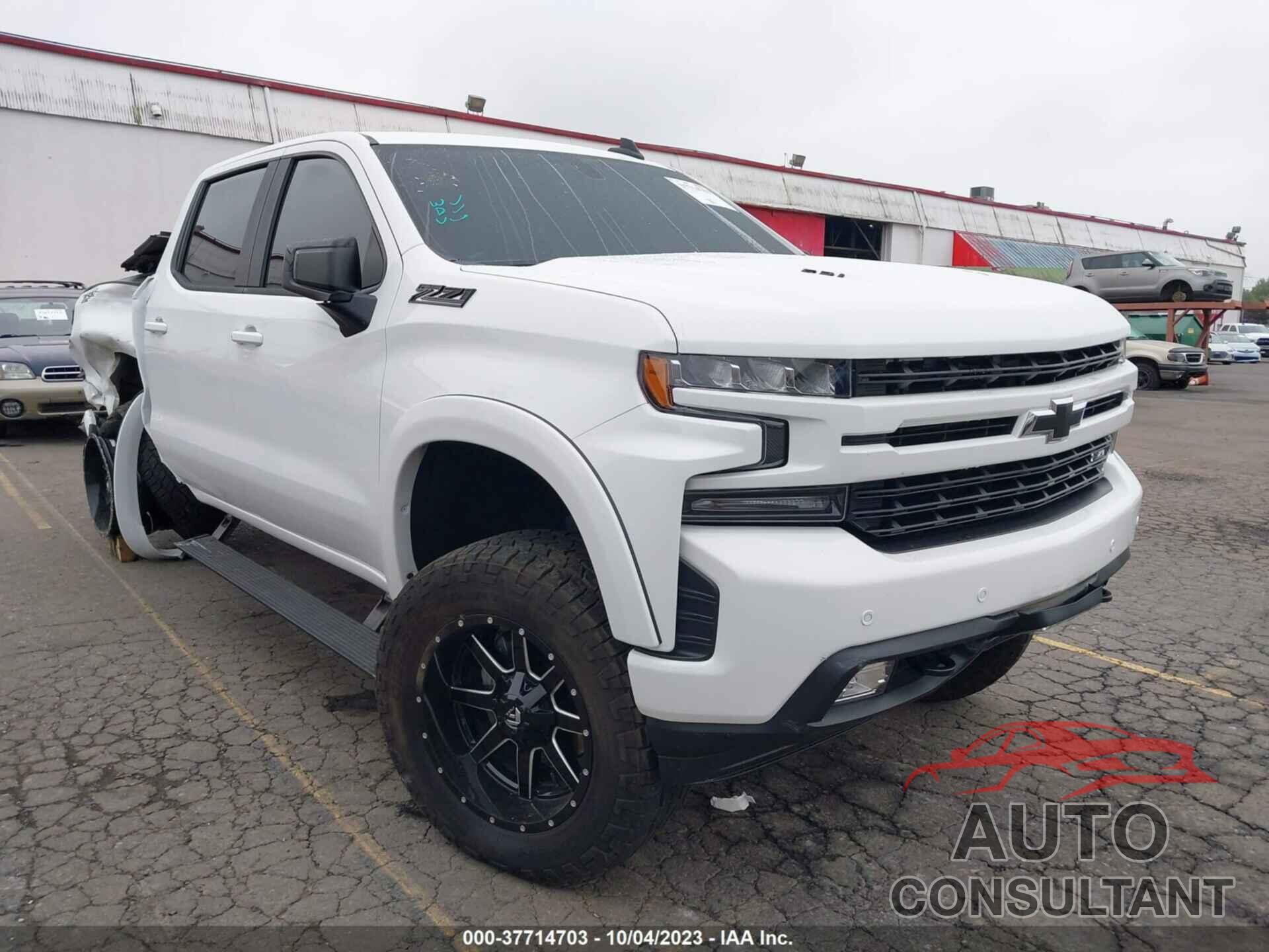CHEVROLET SILVERADO 1500 2021 - 3GCUYEEL6MG239564