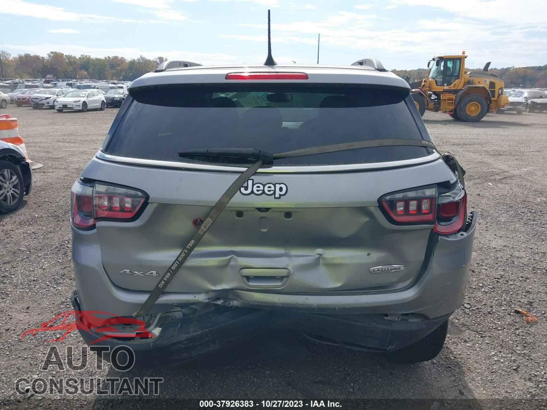 JEEP COMPASS 2019 - 3C4NJDBB5KT818645