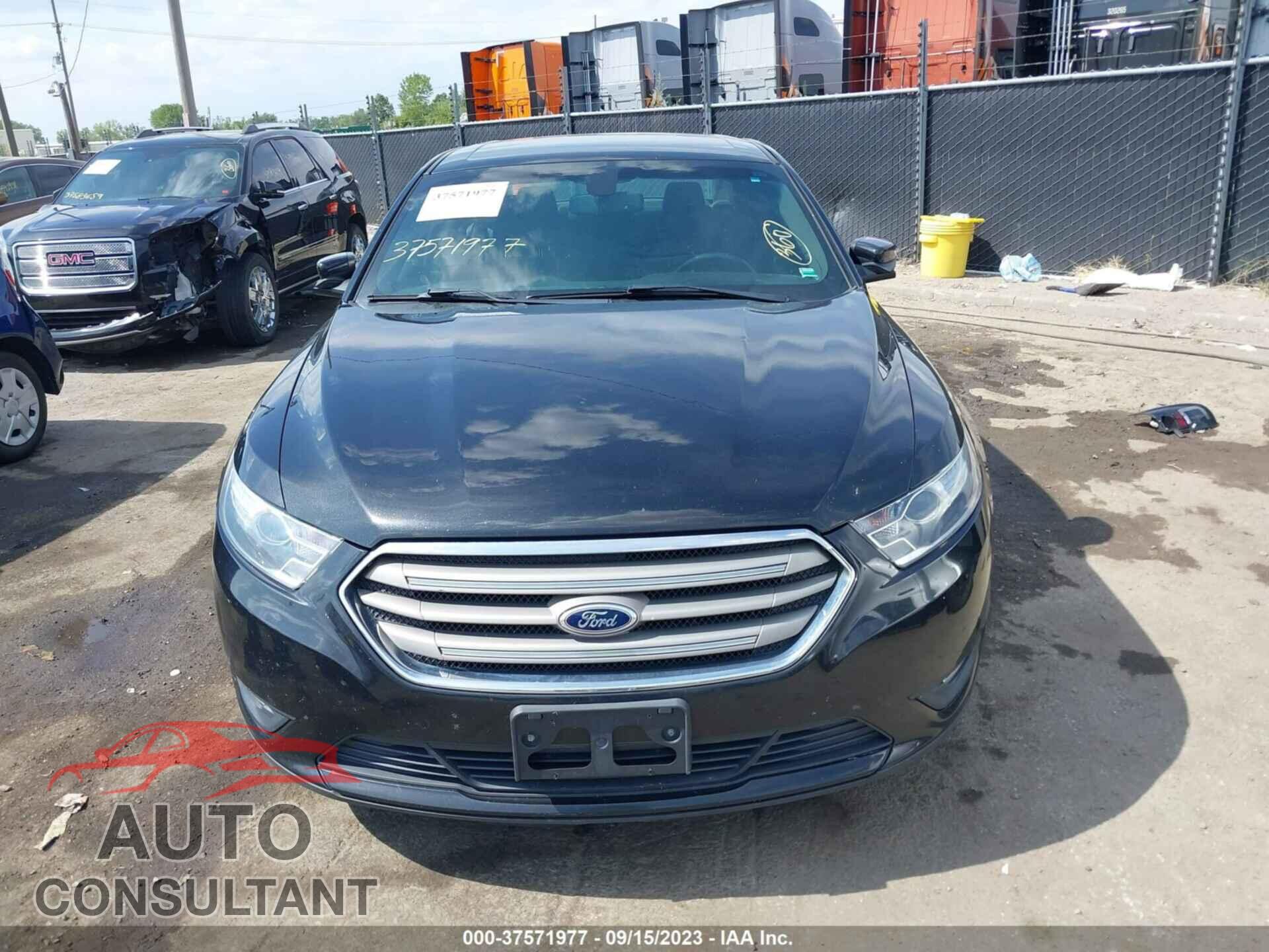 FORD TAURUS 2013 - 1FAHP2E80DG159211