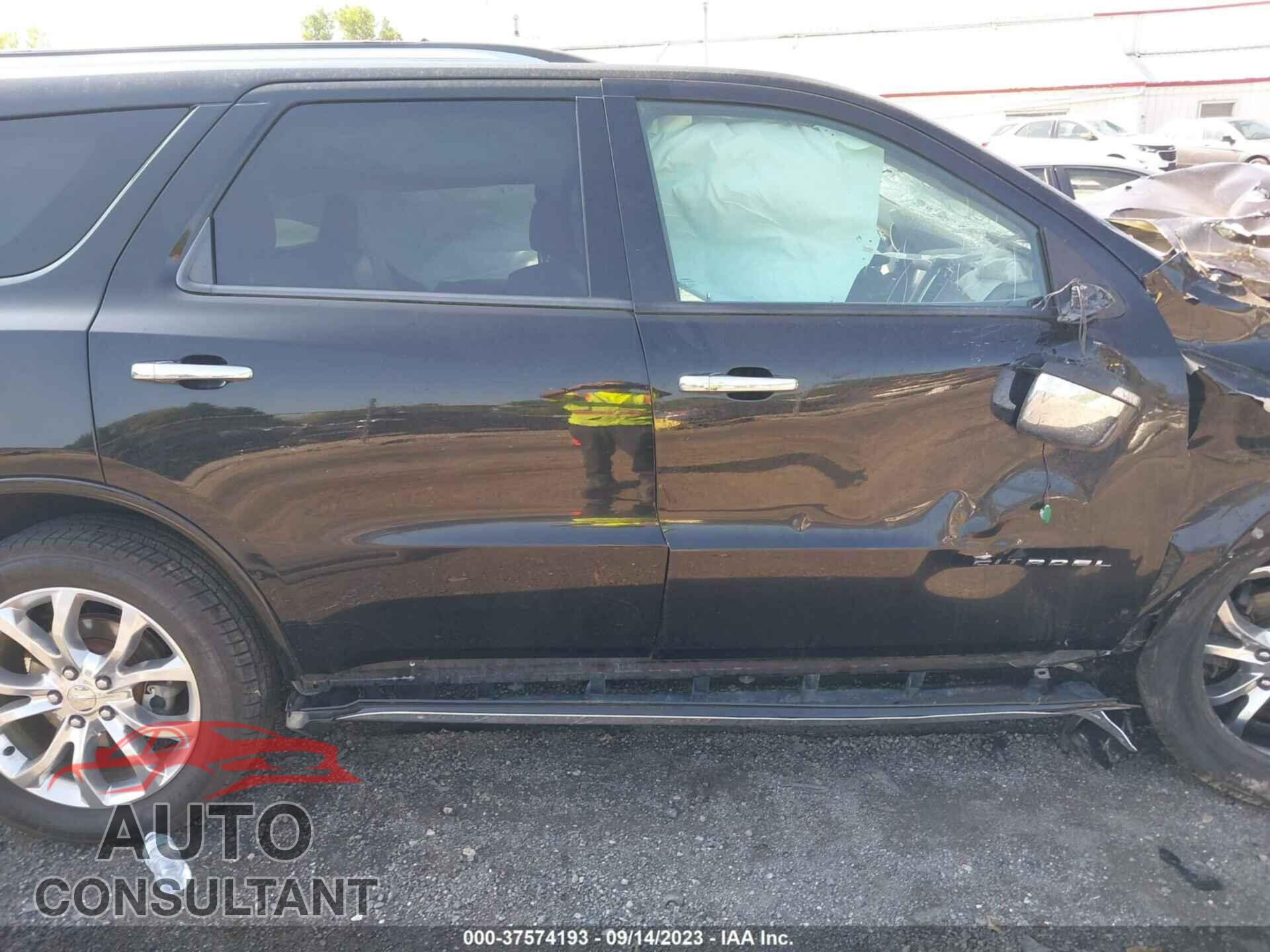 DODGE DURANGO 2017 - 1C4SDJET5HC736500