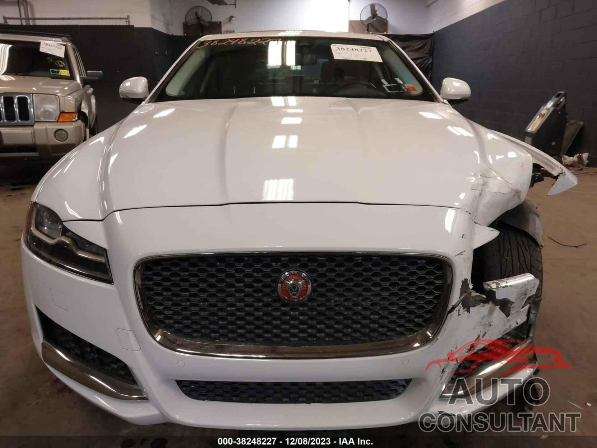 JAGUAR XF 2018 - SAJBJ4FX5JCY58647