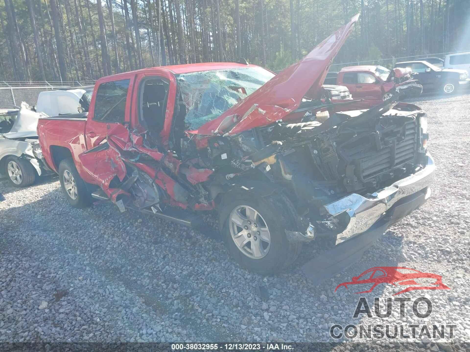 CHEVROLET SILVERADO 1500 2018 - 3GCUKREC3JG421629