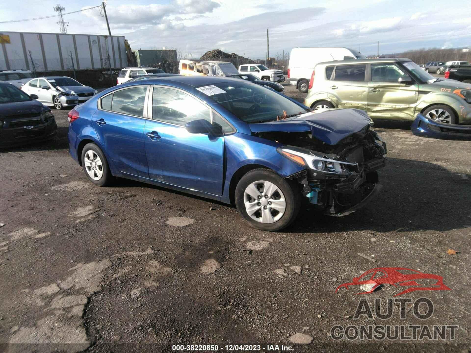 KIA FORTE 2018 - 3KPFL4A77JE247223