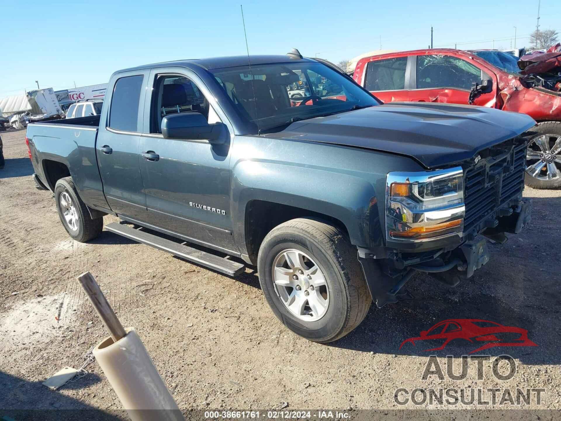 CHEVROLET SILVERADO 1500 2018 - 1GCRCREC7JZ201994