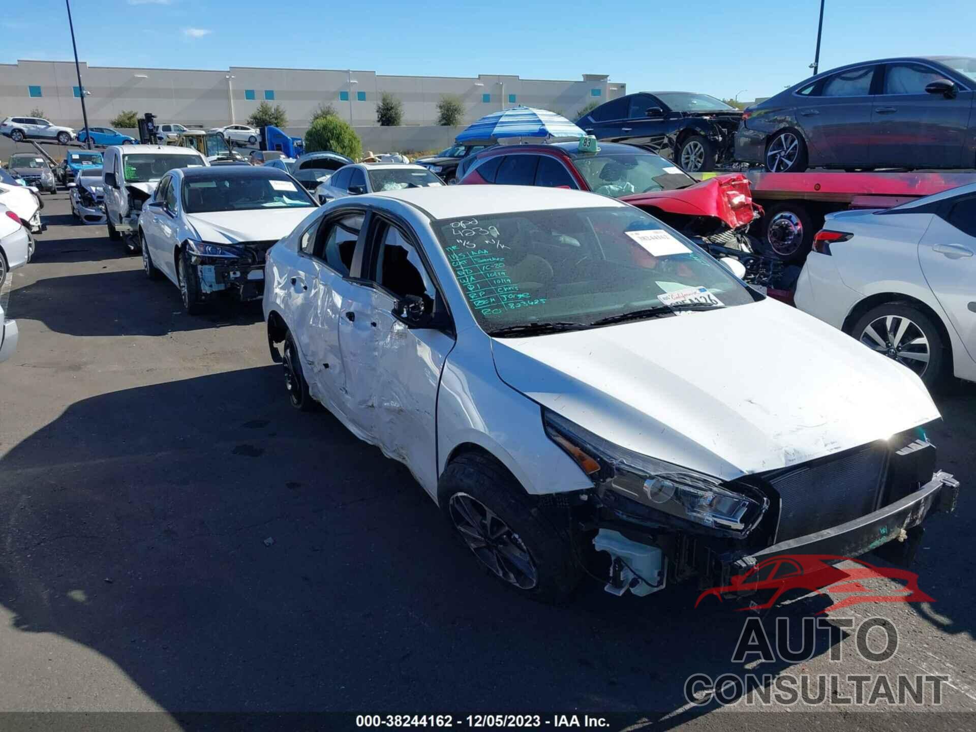 KIA FORTE 2023 - 3KPF24AD1PE522196