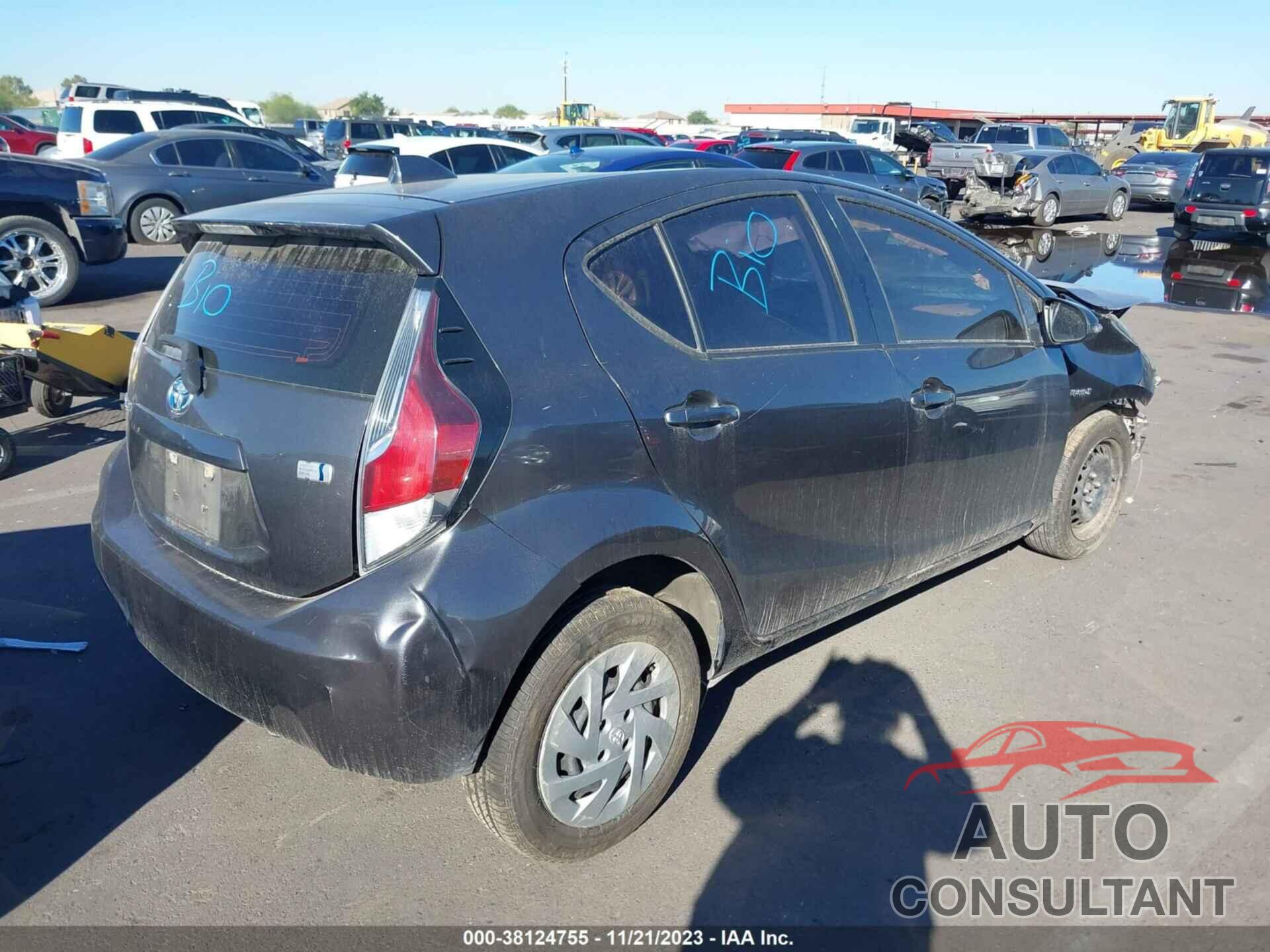 TOYOTA PRIUS C 2016 - JTDKDTB31G1132436