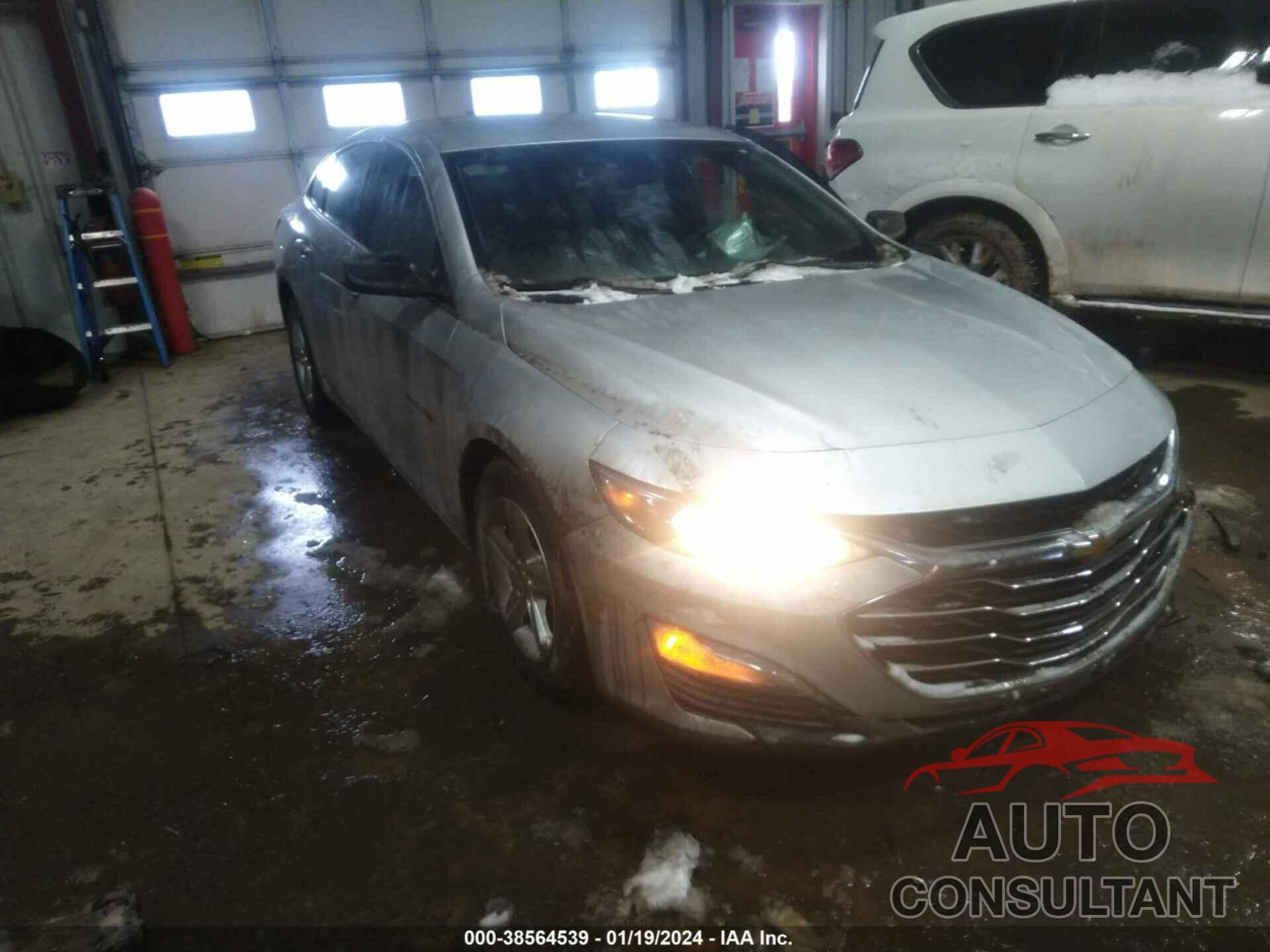CHEVROLET MALIBU 2020 - 1G1ZB5ST6LF134737